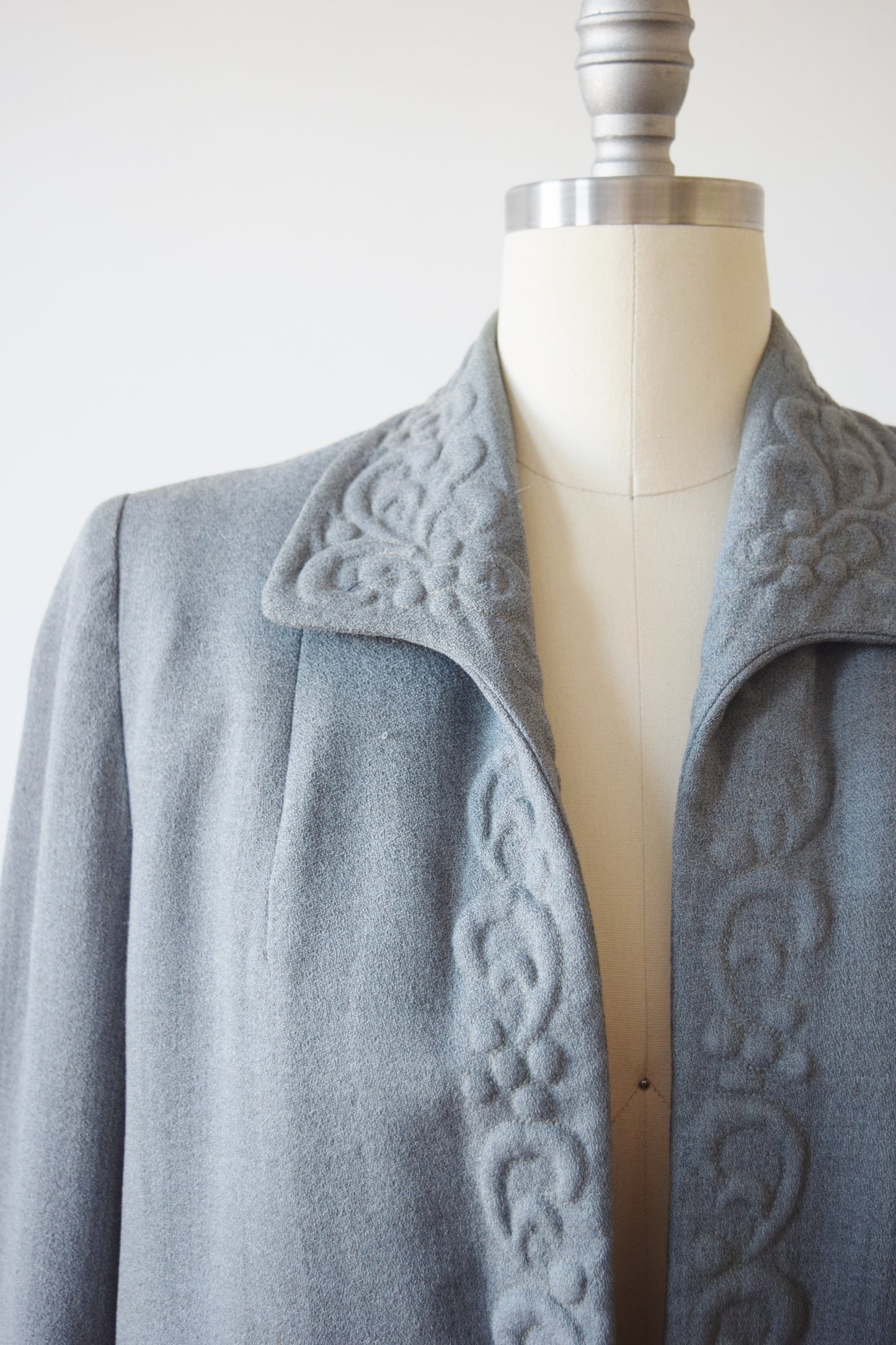 1940s Trapunto Grey Wool Swing Jacket | M