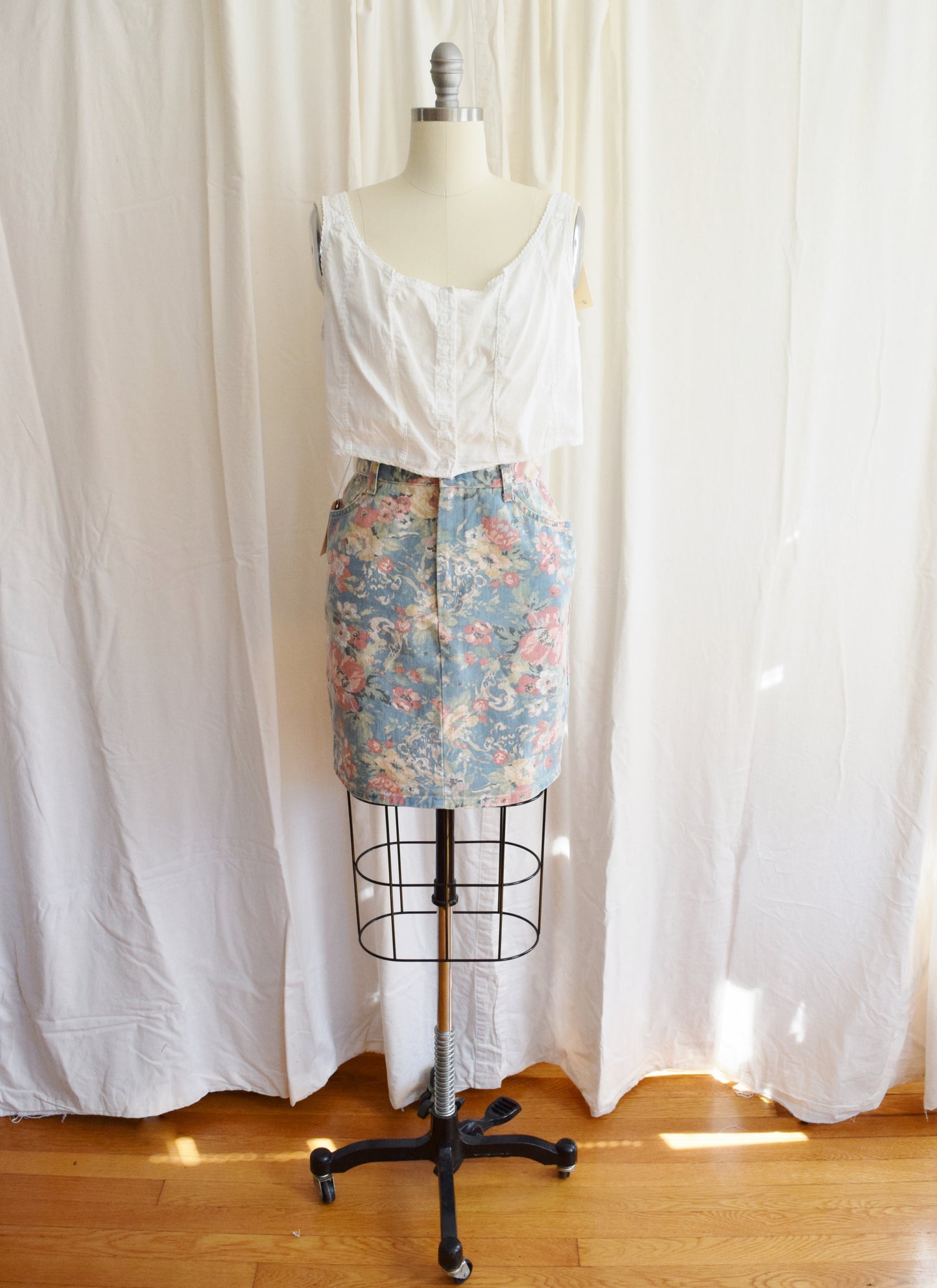 1980s Pastel Floral Print Denim Skirt