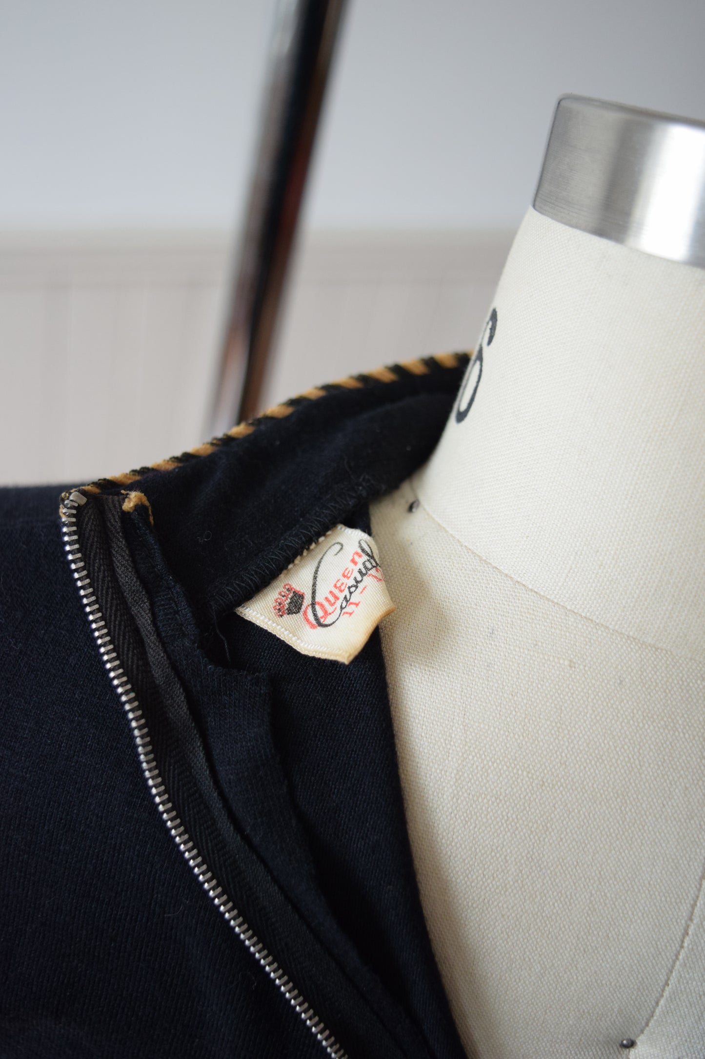 1960s Fine Knit Fitted Black Top | Early 1960s Knit Blouse | XS