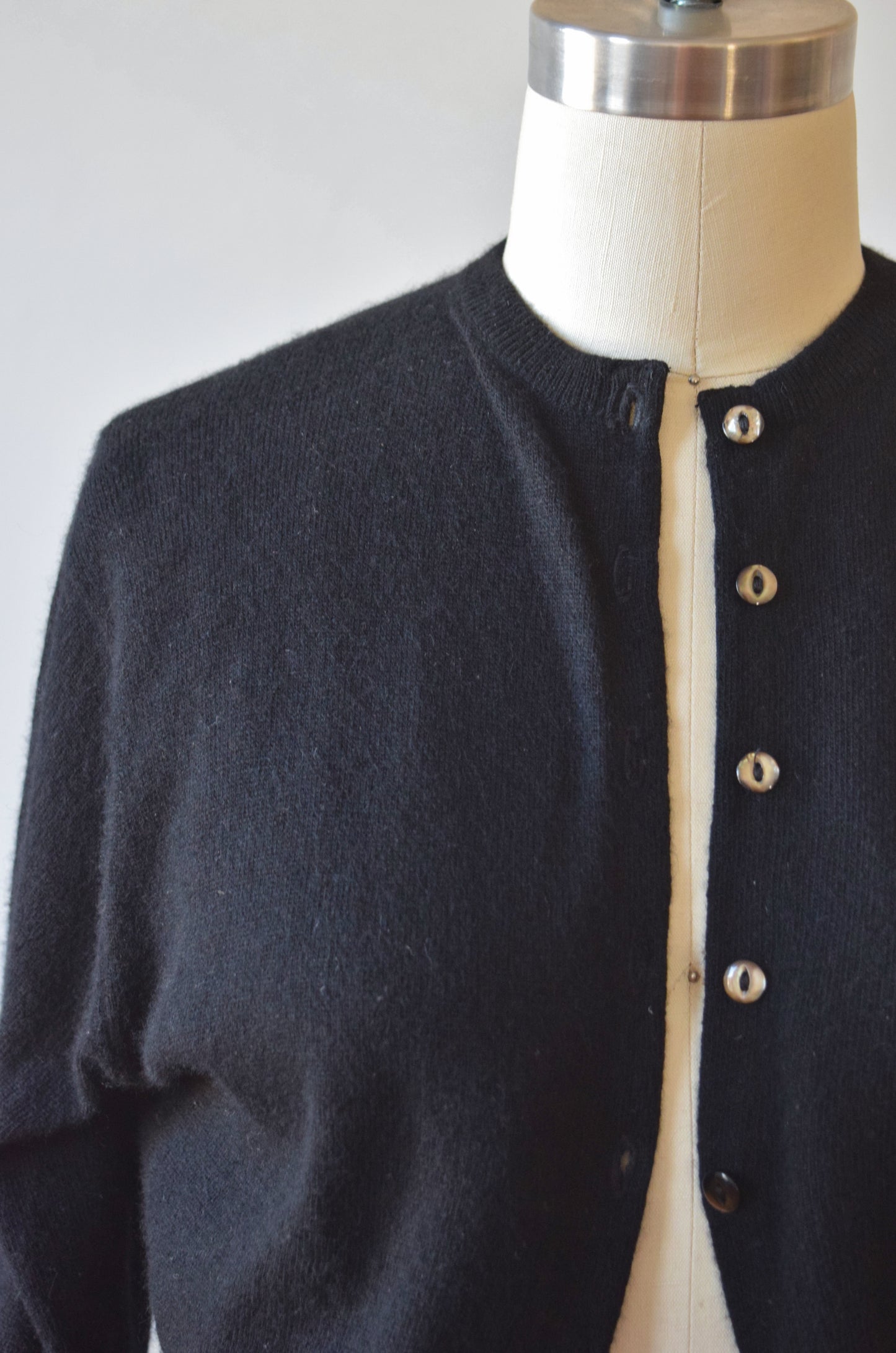 Scottish Black Cashmere Cardigan | 1950s | XS/S