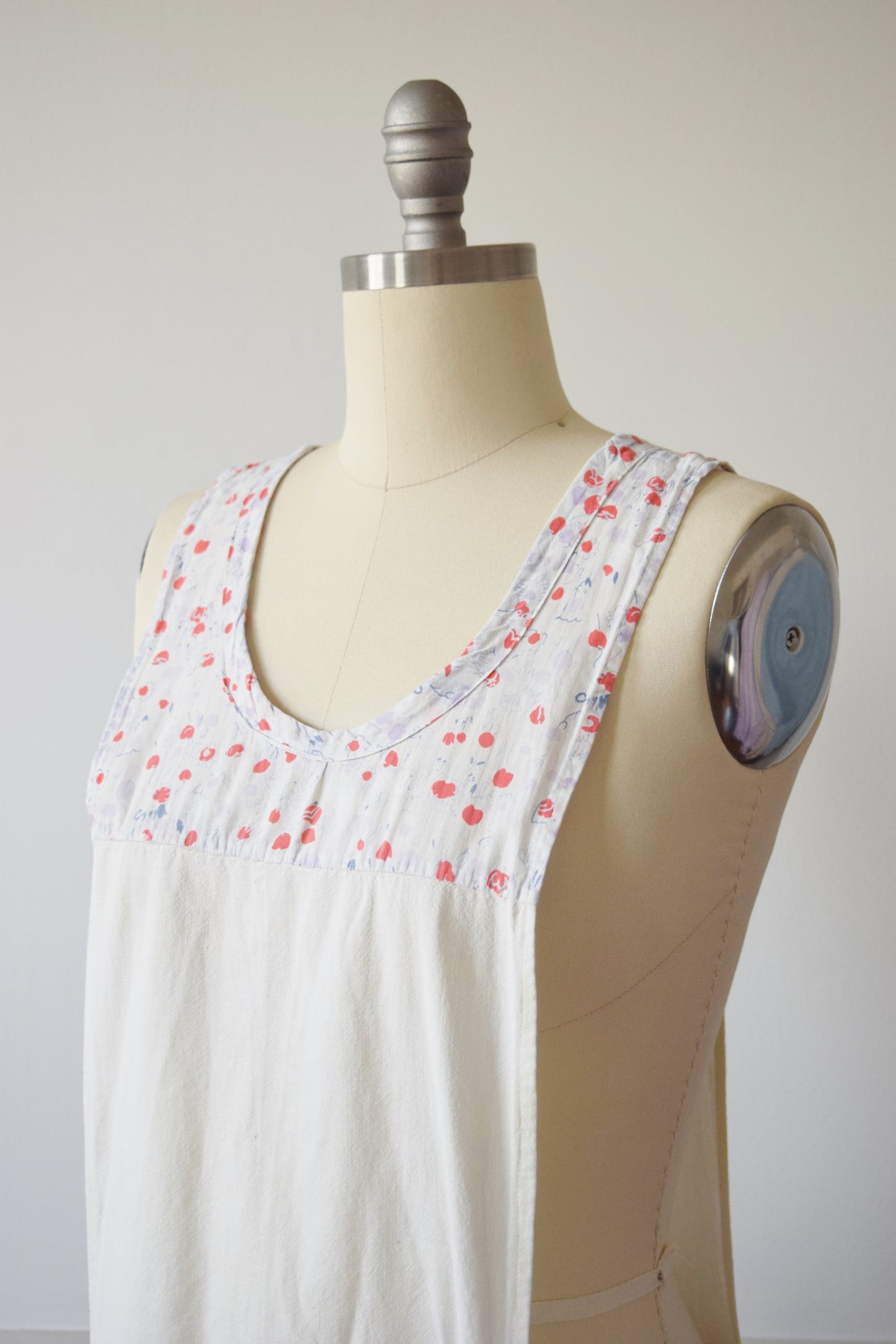 1920s Smock | Apron with Novelty Print Accents