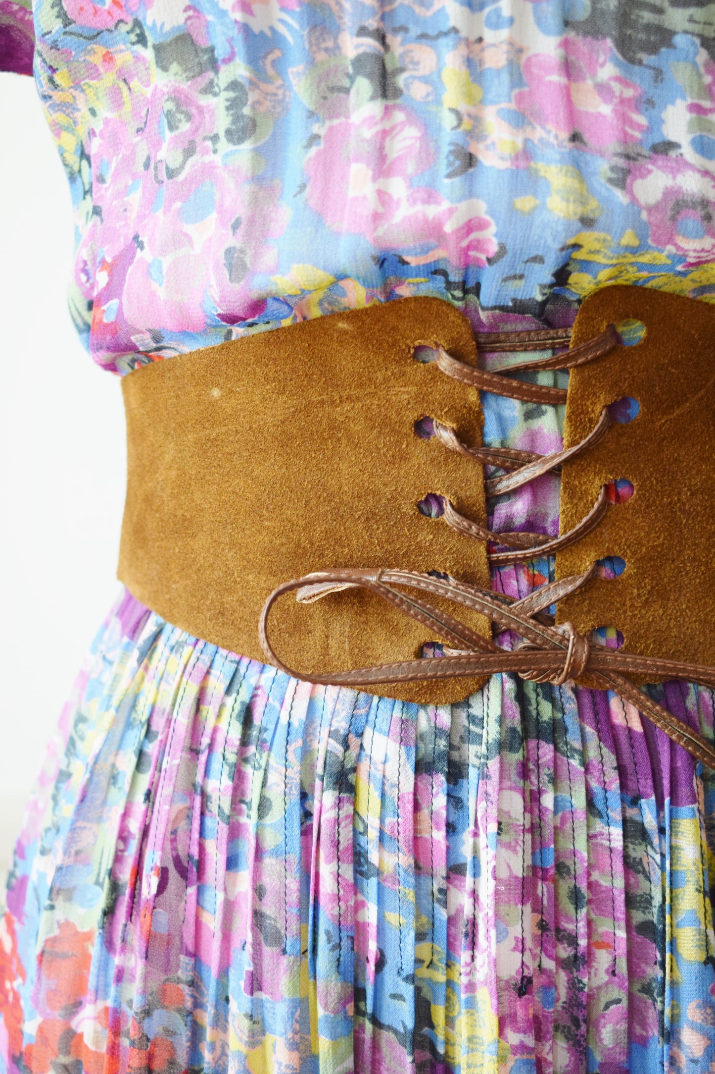 1970s Leather Corset Belt | 25-28" W