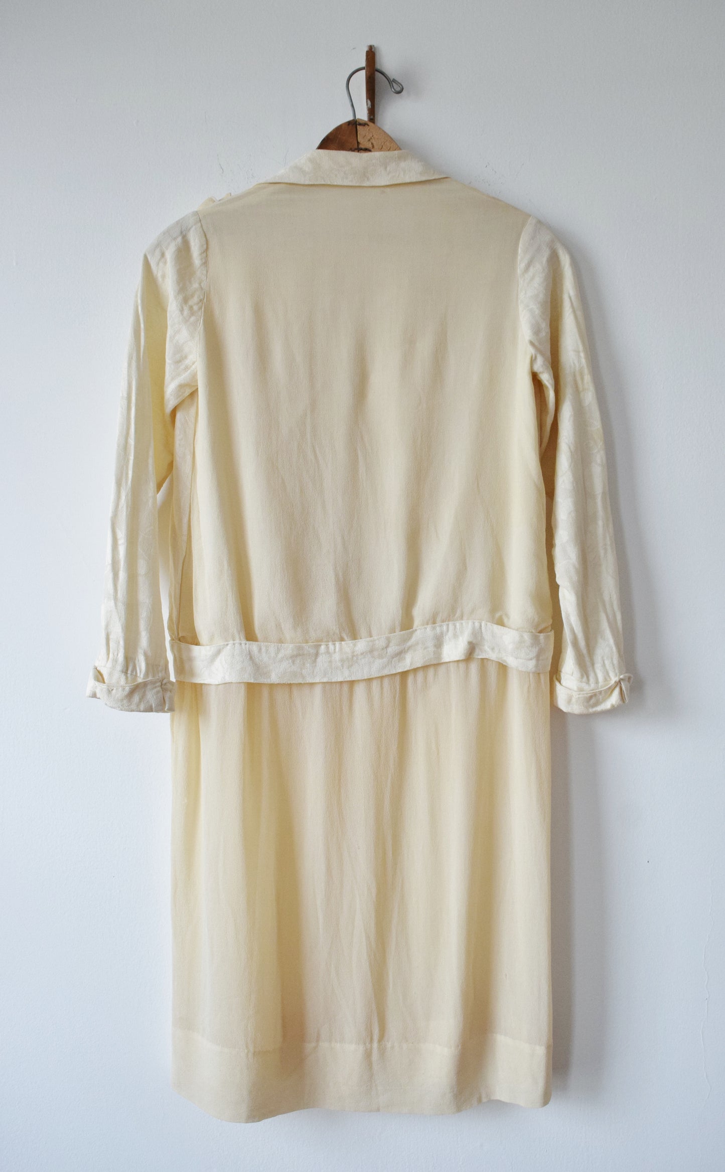 1920s Adolescent’s (or V. Petite Adult) Mixed Silks Dress