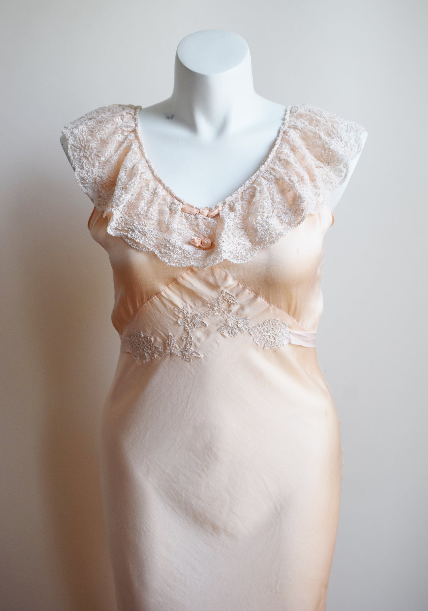 1930s Silk and Lace Nightie Dress | L/XL | wounded bird