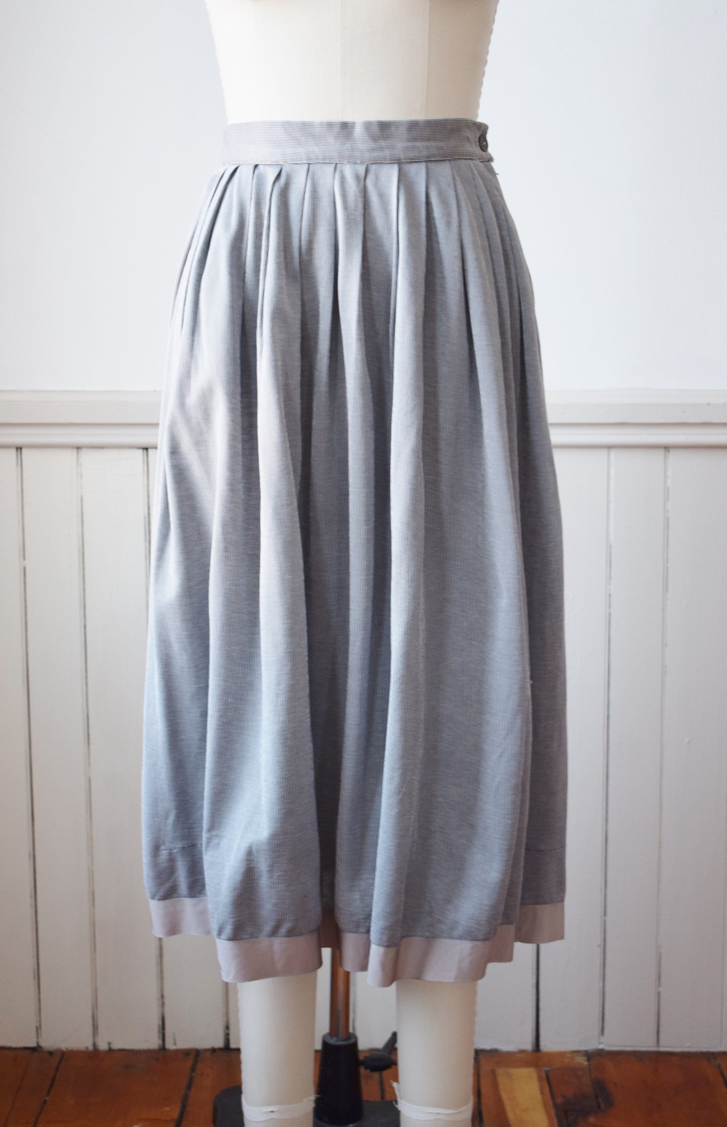 1950s/60s Pleated Knit Skirt | S | wounded bird
