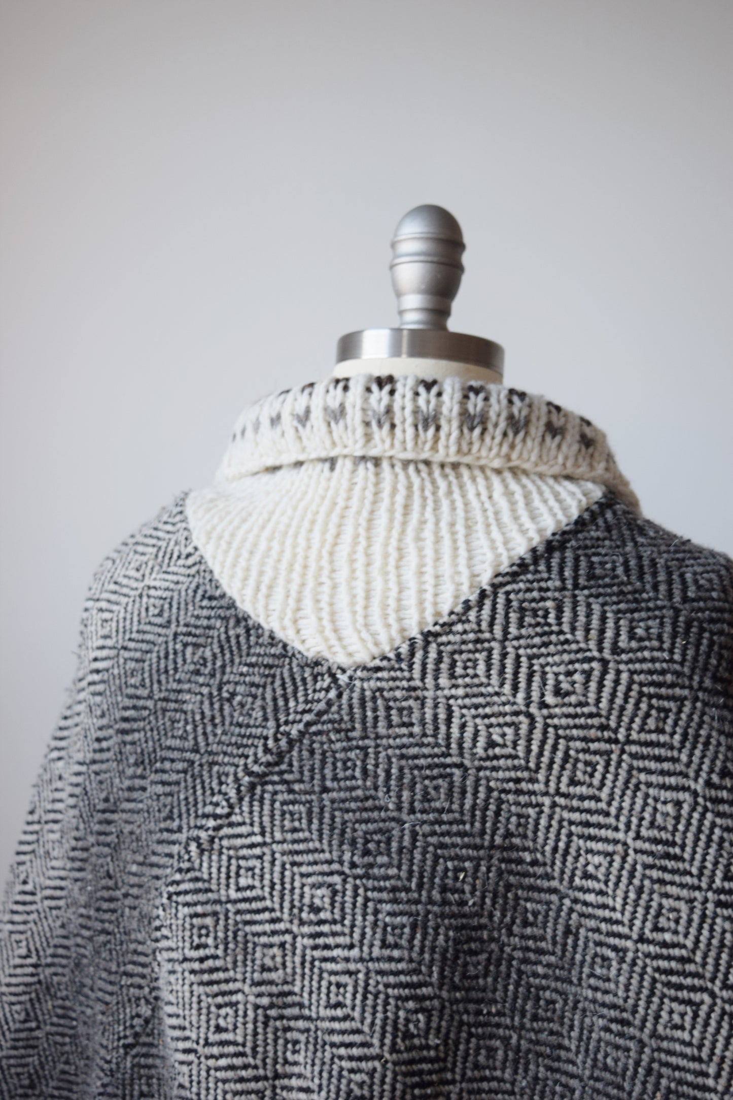 Hand Woven Wool Poncho | OS