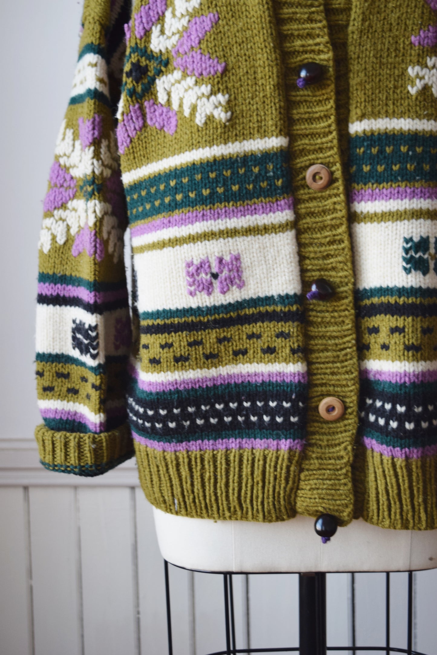 Chunky Wool Cardigan with Kukui Nut Buttons | OS