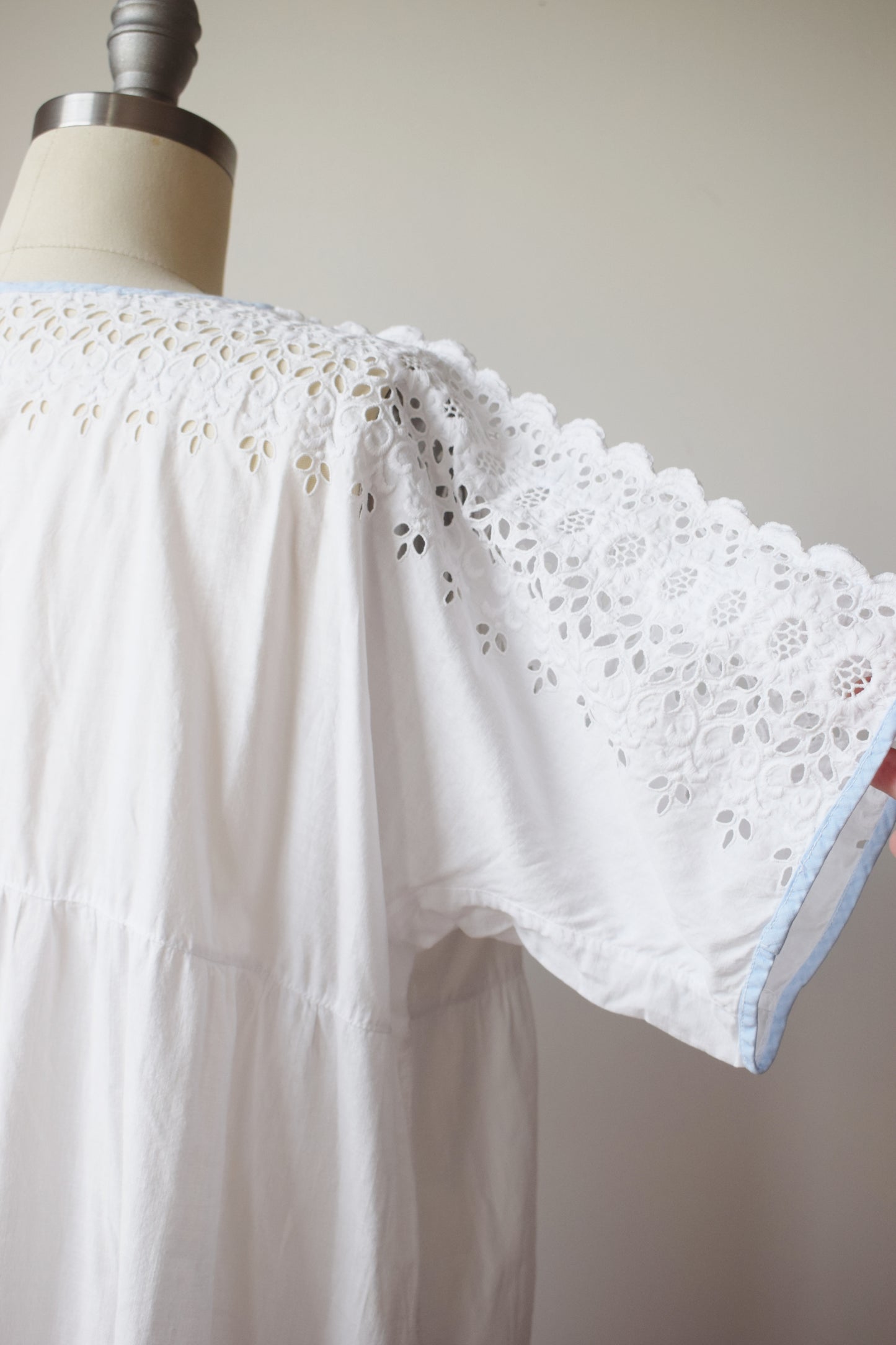 Antique Cotton and Eyelet Nap Dress | OS