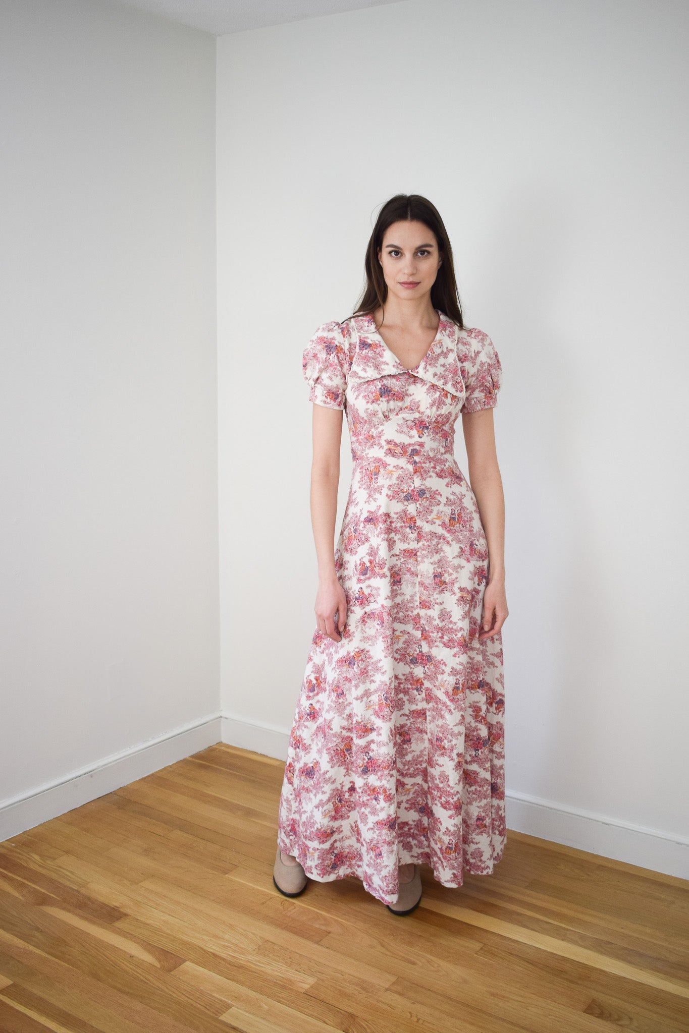 1970s Pastoral Print Maxi Dress | XS