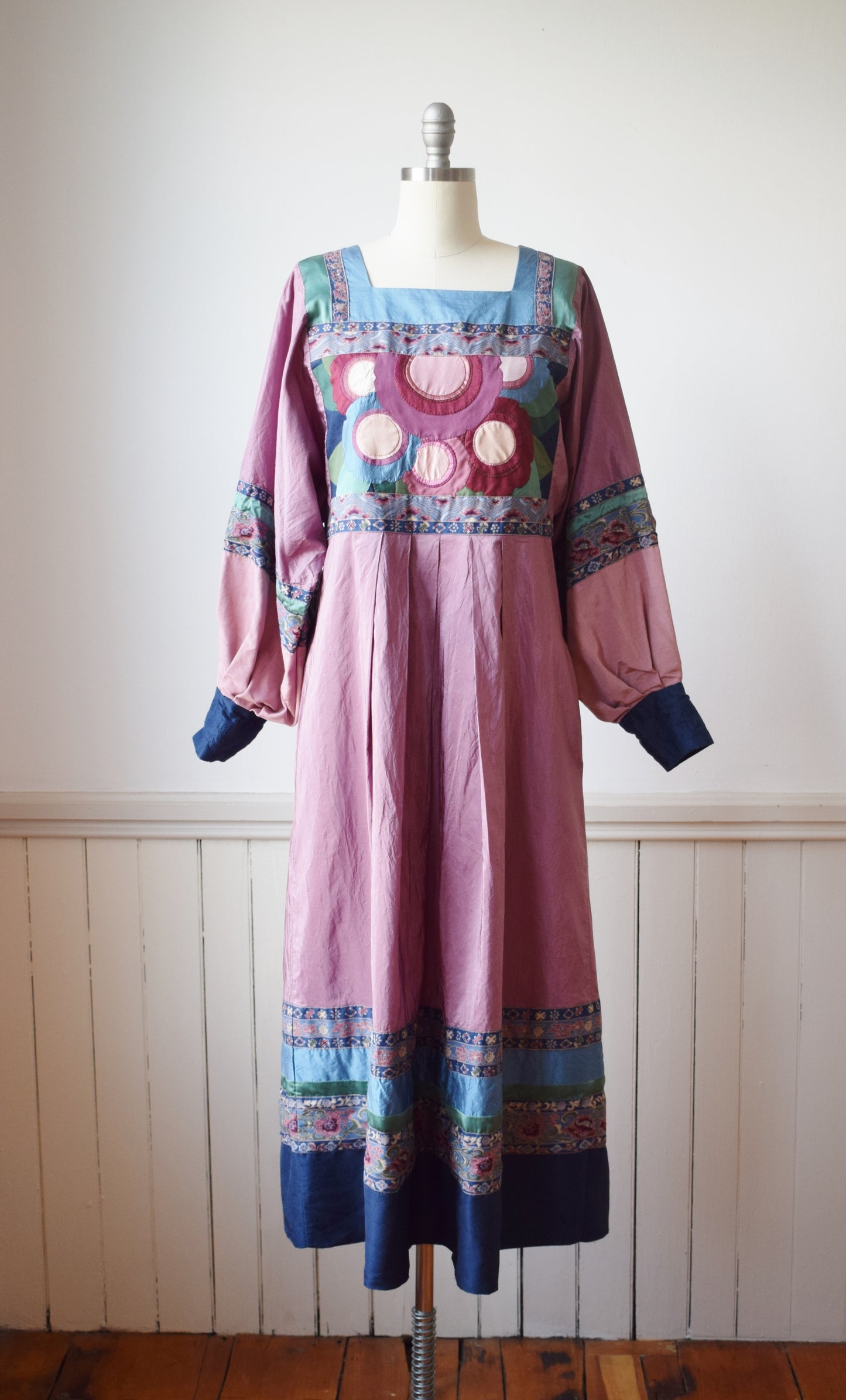 1980s Textile Art Lantern Sleeve Dress | M/L