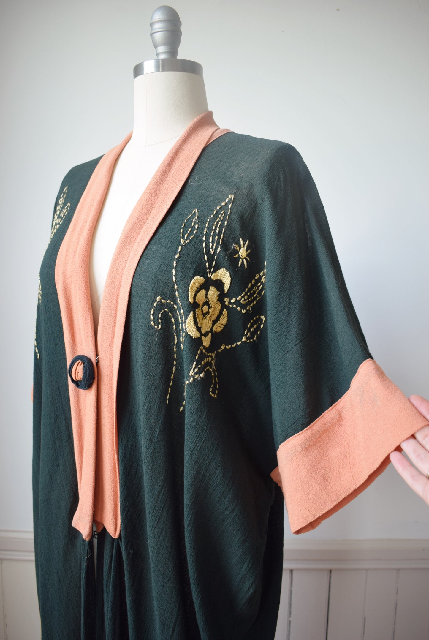 1920s Embroidered Cotton Gauze Robe | OS