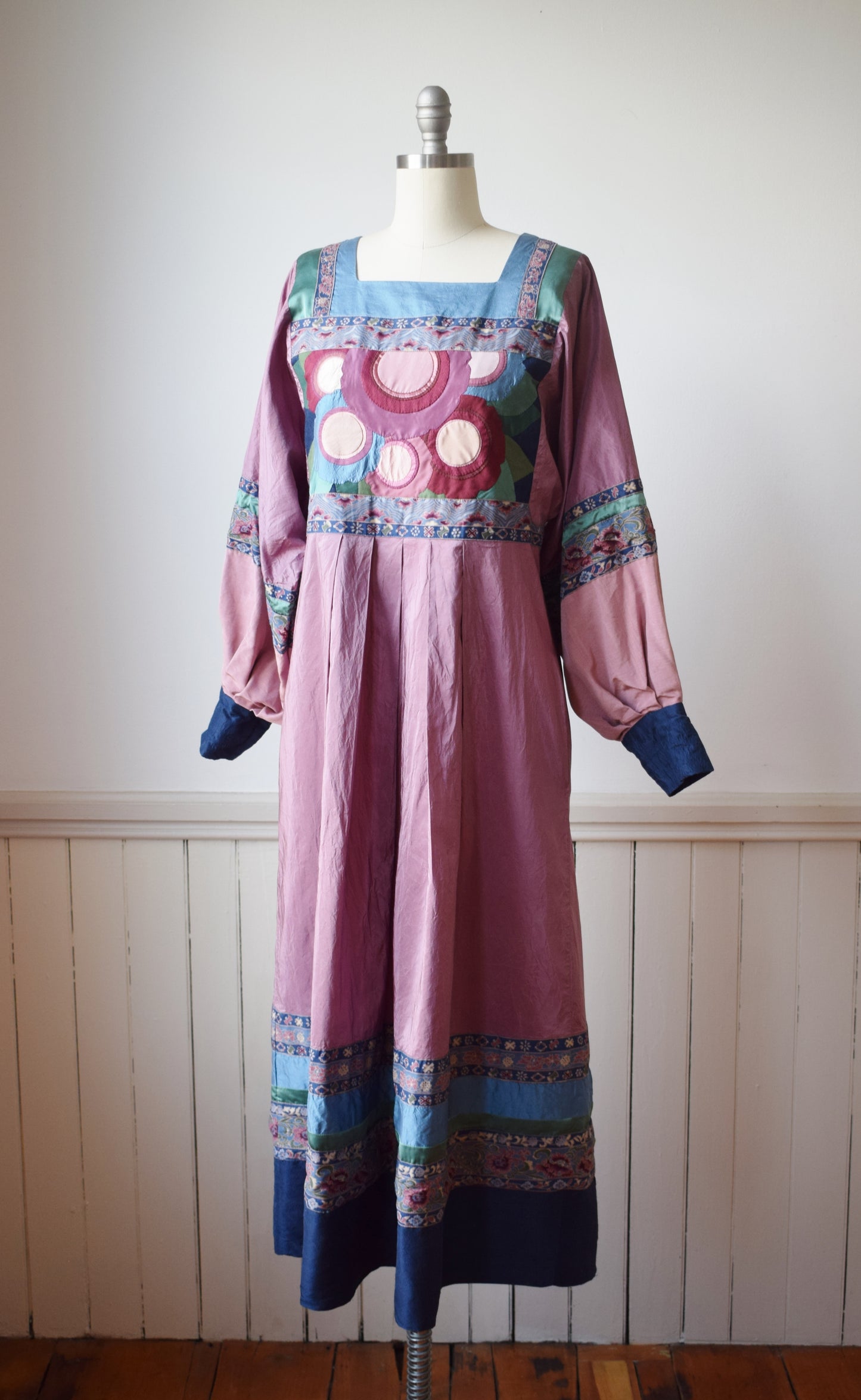 1980s Textile Art Lantern Sleeve Dress | M/L