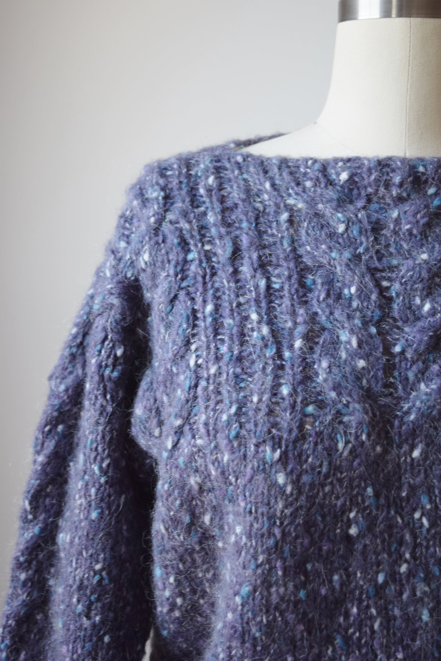 Vintage Hand Knit Lavender Sweater | S/M