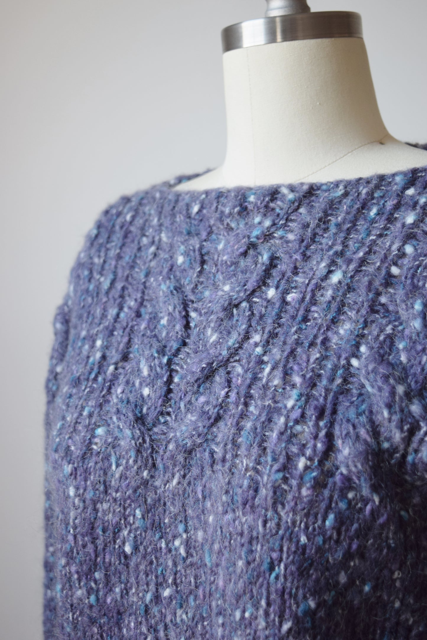 Vintage Hand Knit Lavender Sweater | S/M