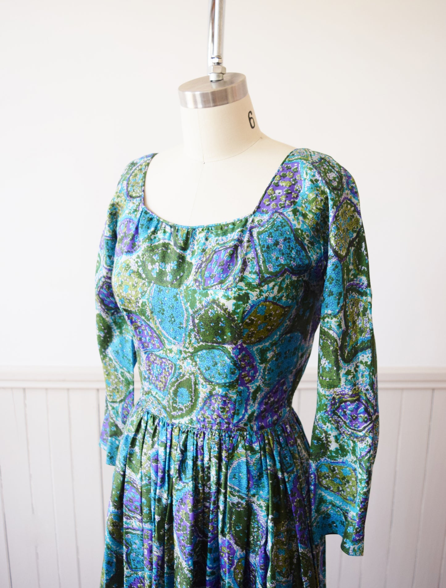 1950s/1960s Silk Paisley Print Dress | DeTrano Original by Georgette | S