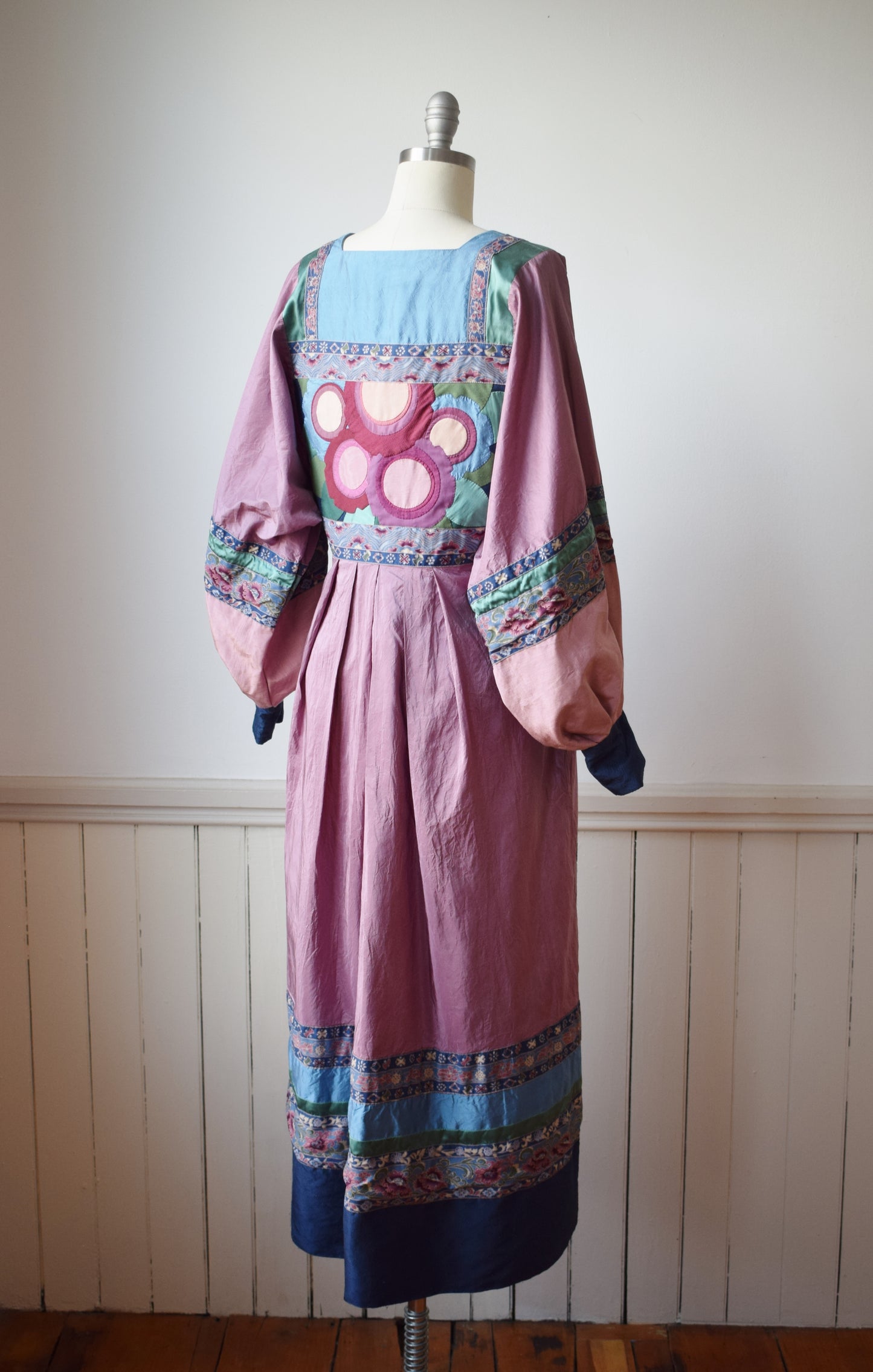 1980s Textile Art Lantern Sleeve Dress | M/L