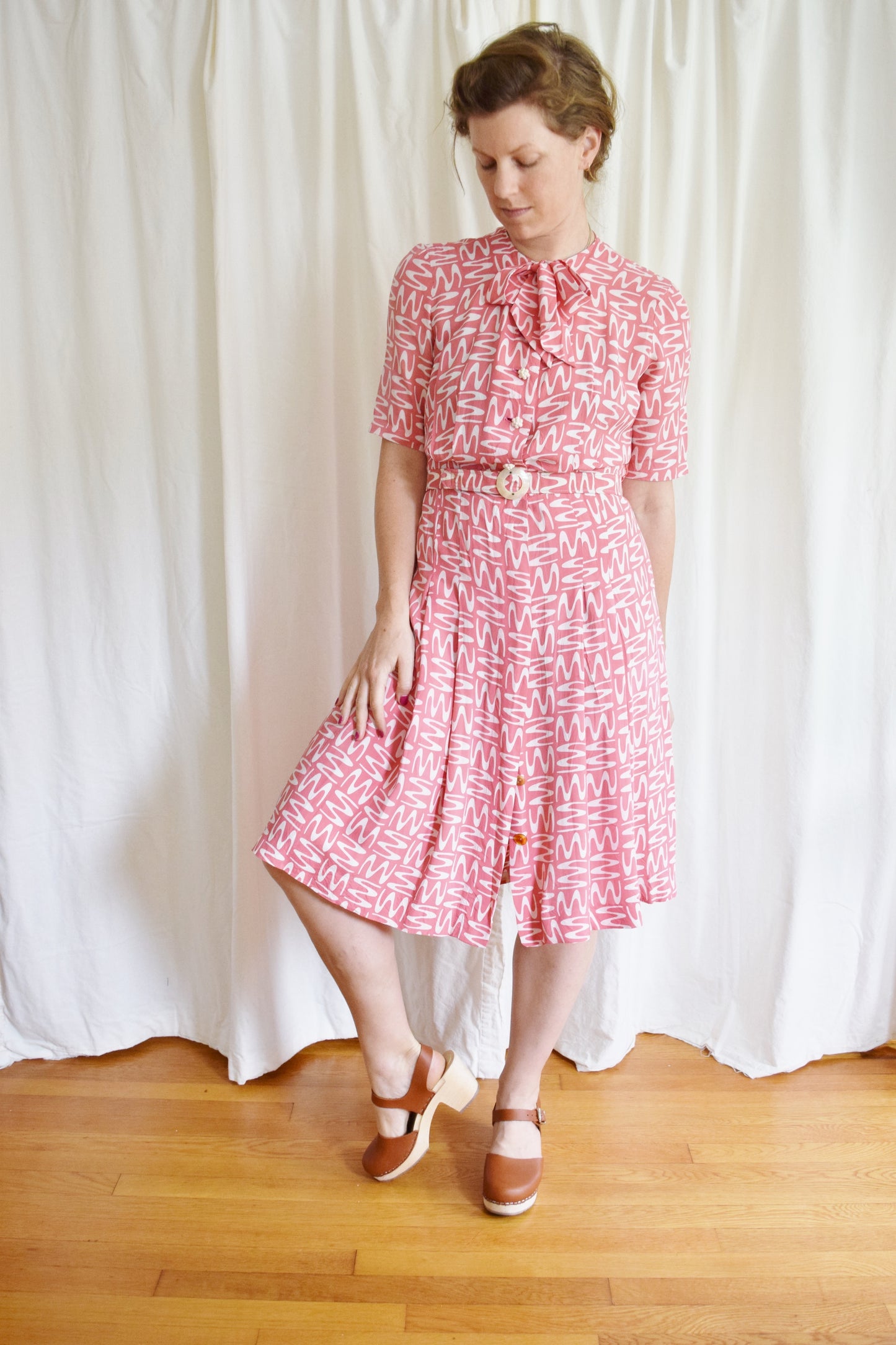 1940s Cold Rayon Novelty Print Day Dress | Pink Squiggle Dress | Button Front