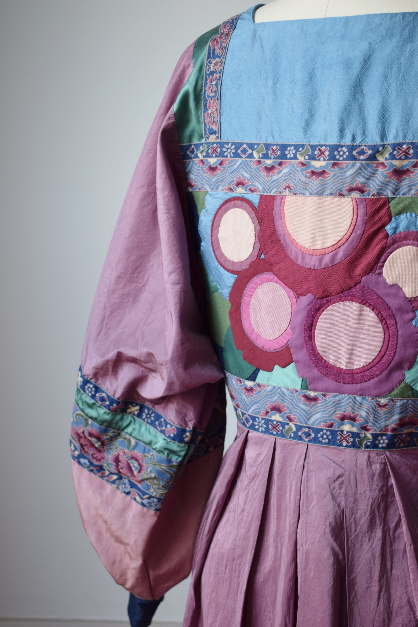 1980s Textile Art Lantern Sleeve Dress | M/L