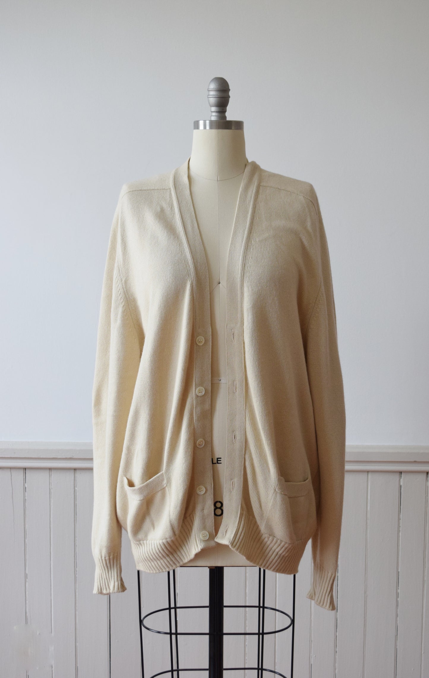 1980s Cashmere + Silk Blend Boyfriend Cardigan | Tall M-L