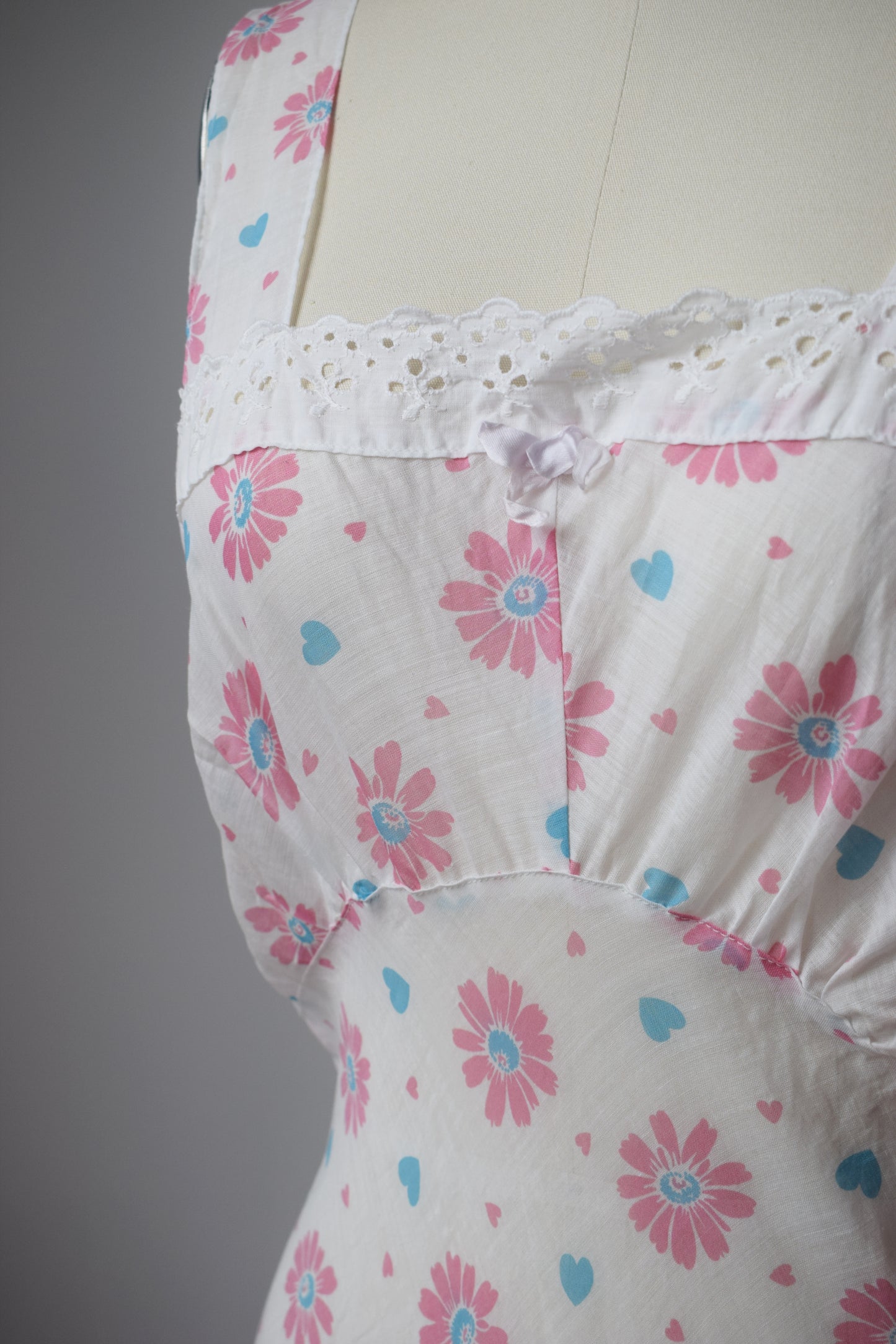 1940s Novelty Print Cotton Slip Dress | M/L