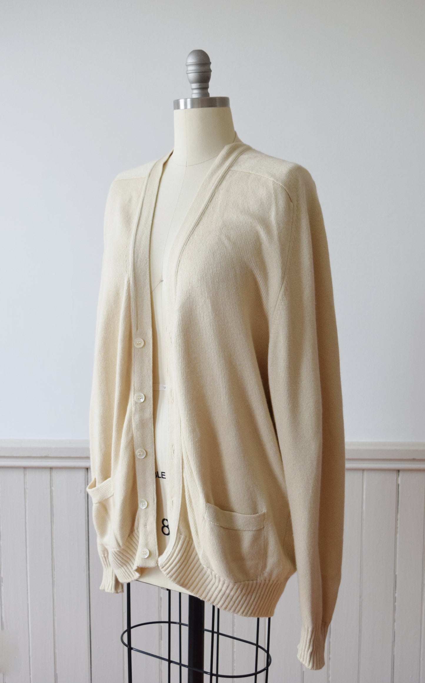 1980s Cashmere + Silk Blend Boyfriend Cardigan | Tall M-L