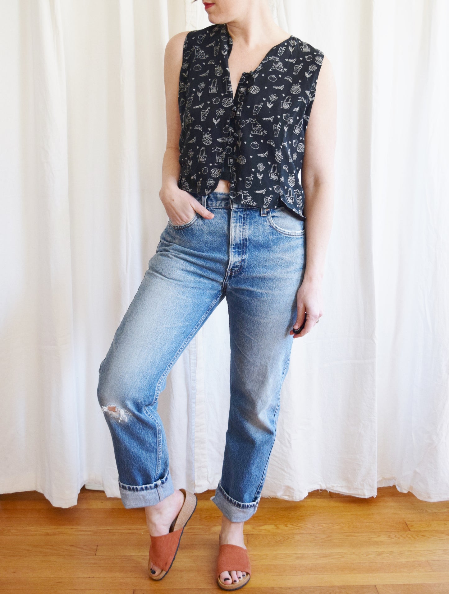 Vintage Levi 505s | 1980s / 1990s Jeans | 32” waist