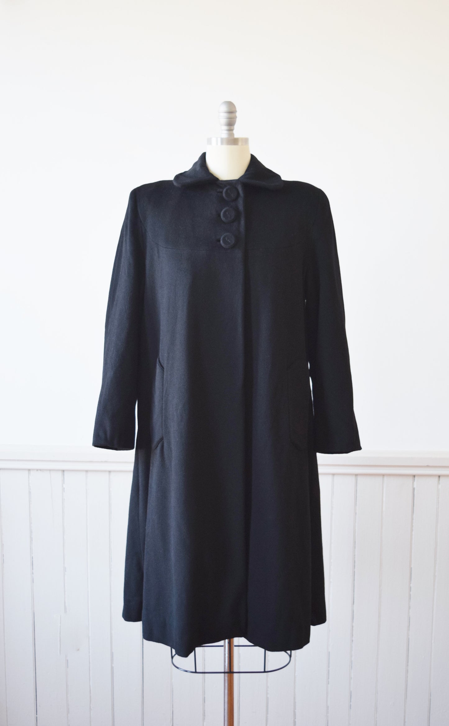 1940s Black Wool Swing Coat | S/M