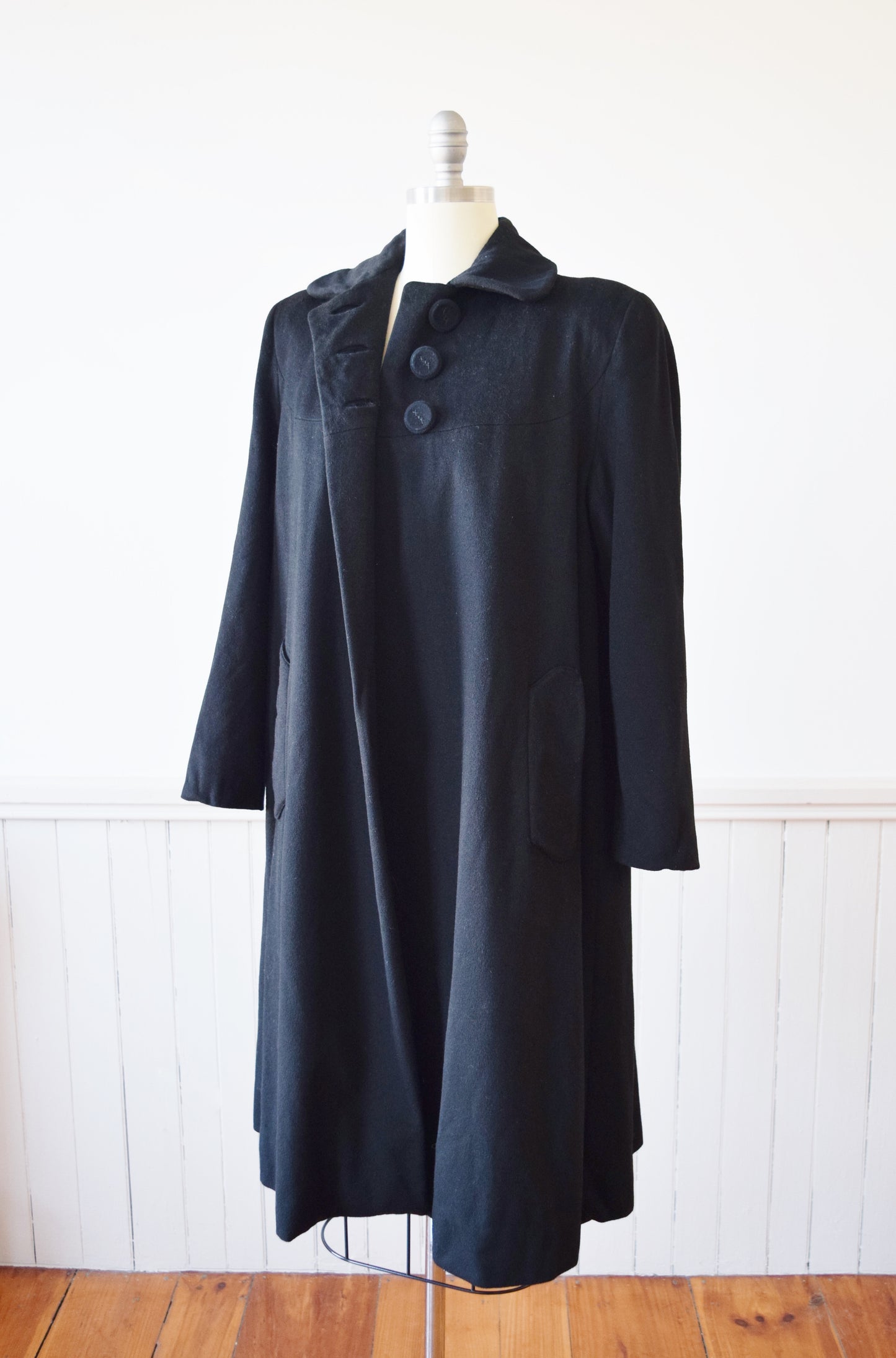 1940s Black Wool Swing Coat | S/M