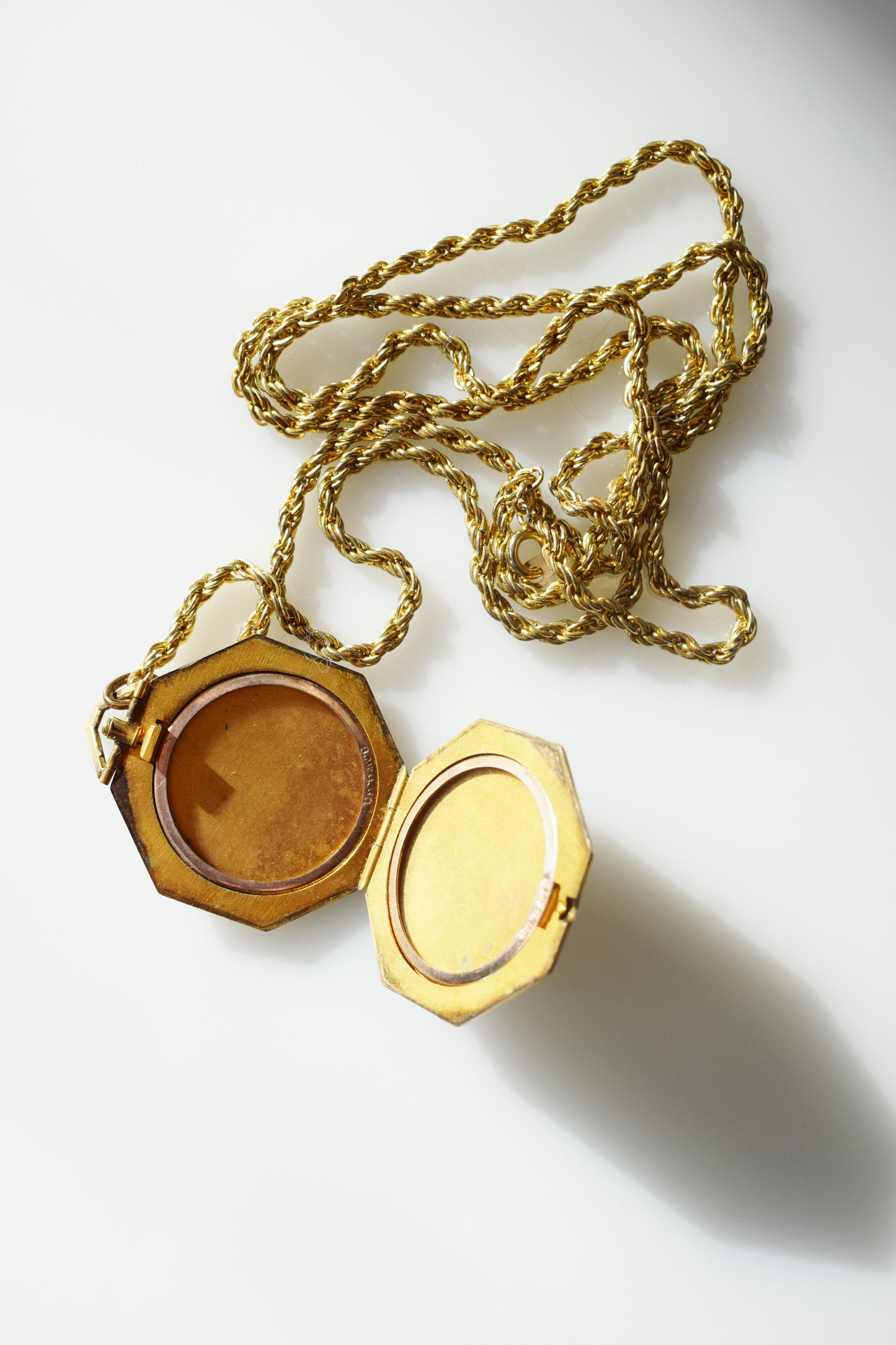 Large Antique Gold-fill Art Deco Locket | Octagon
