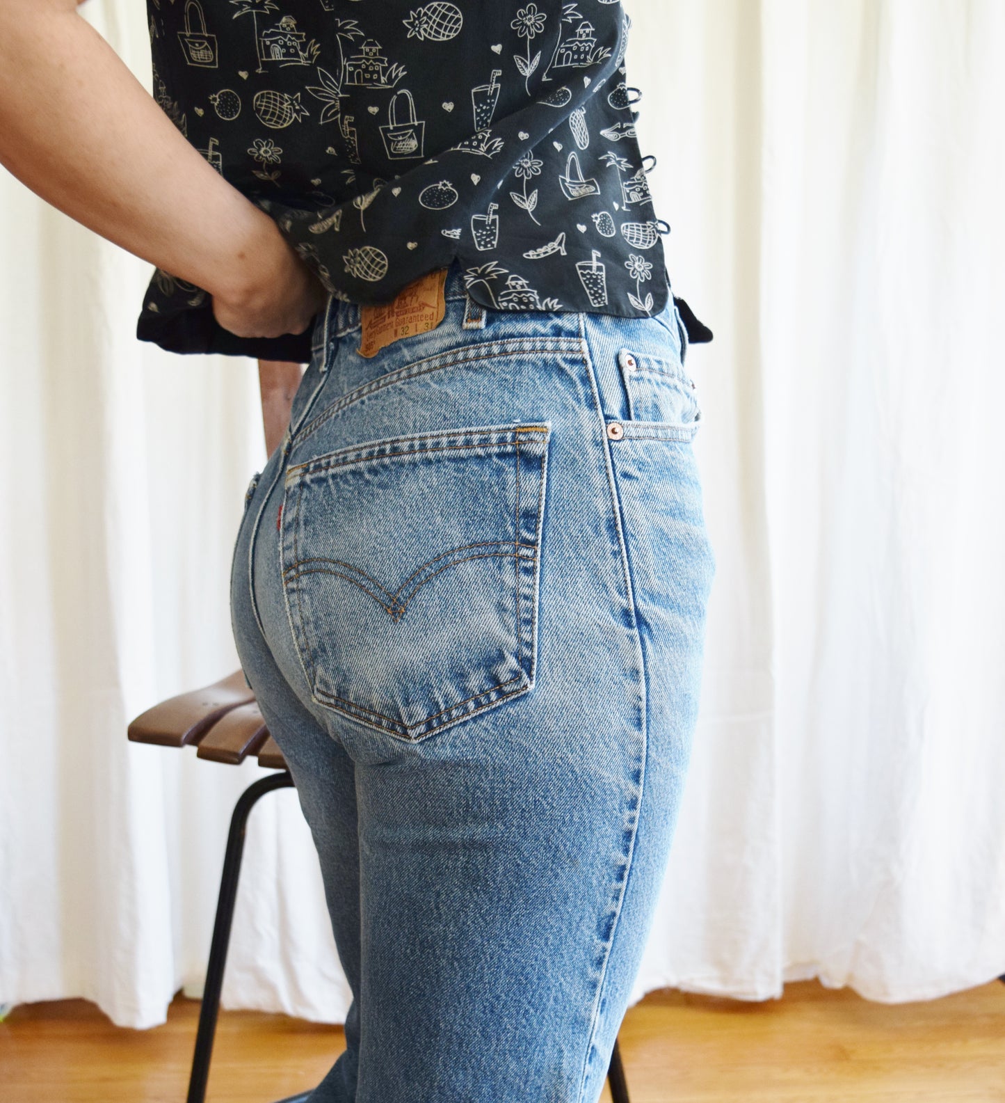 Vintage Levi 505s | 1980s / 1990s Jeans | 32” waist