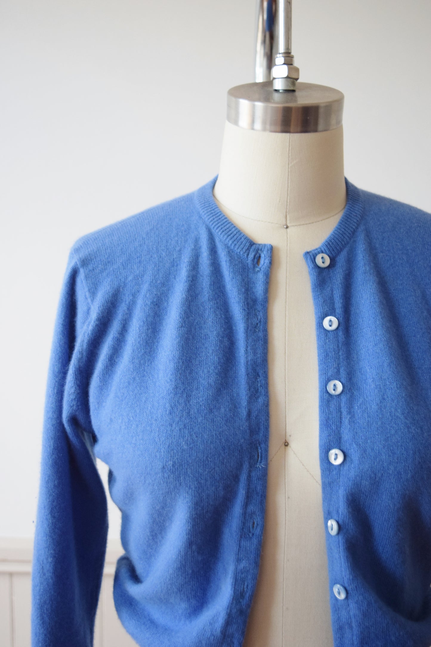 1950s/60s Sky Blue Classic Cashmere Cardigan | XS/P