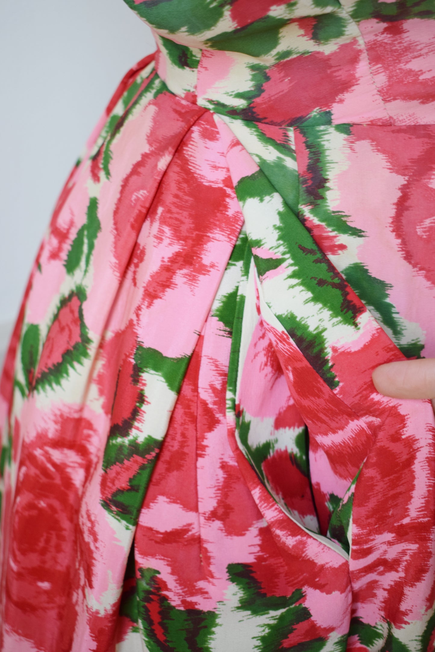 1950s Silk Rose Print Dress | M