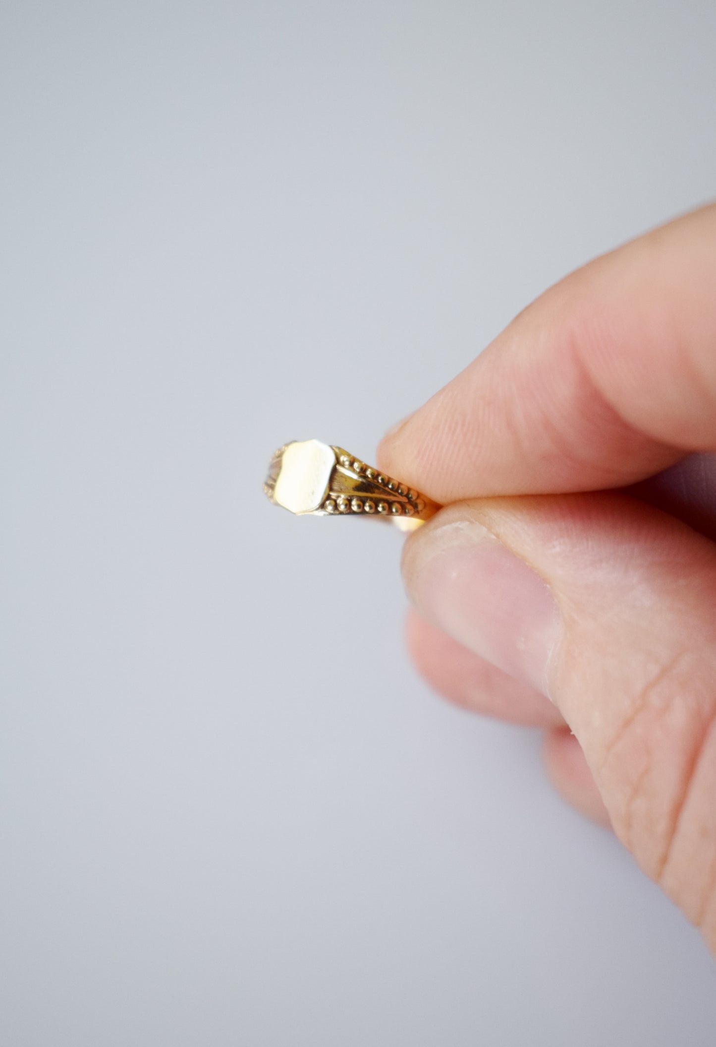 Antique 14kt Gold Signet Pinky Ring | 2.25
