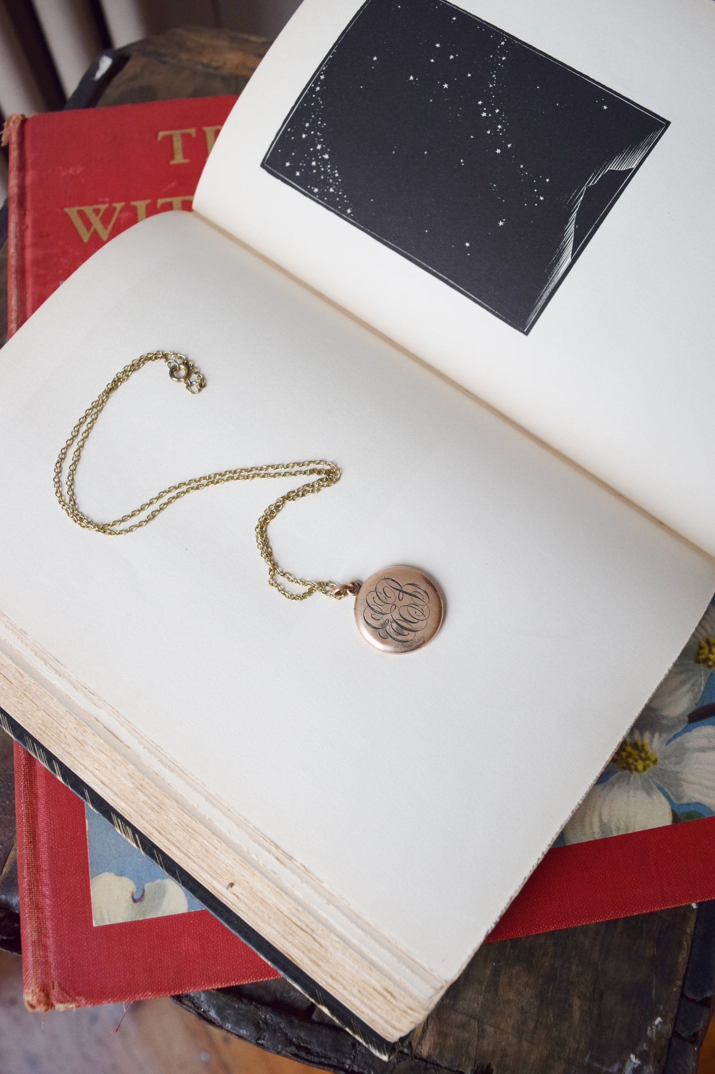 Antique Gold Monogrammed Circle Locket | Edwardian Locket | Initials EEB