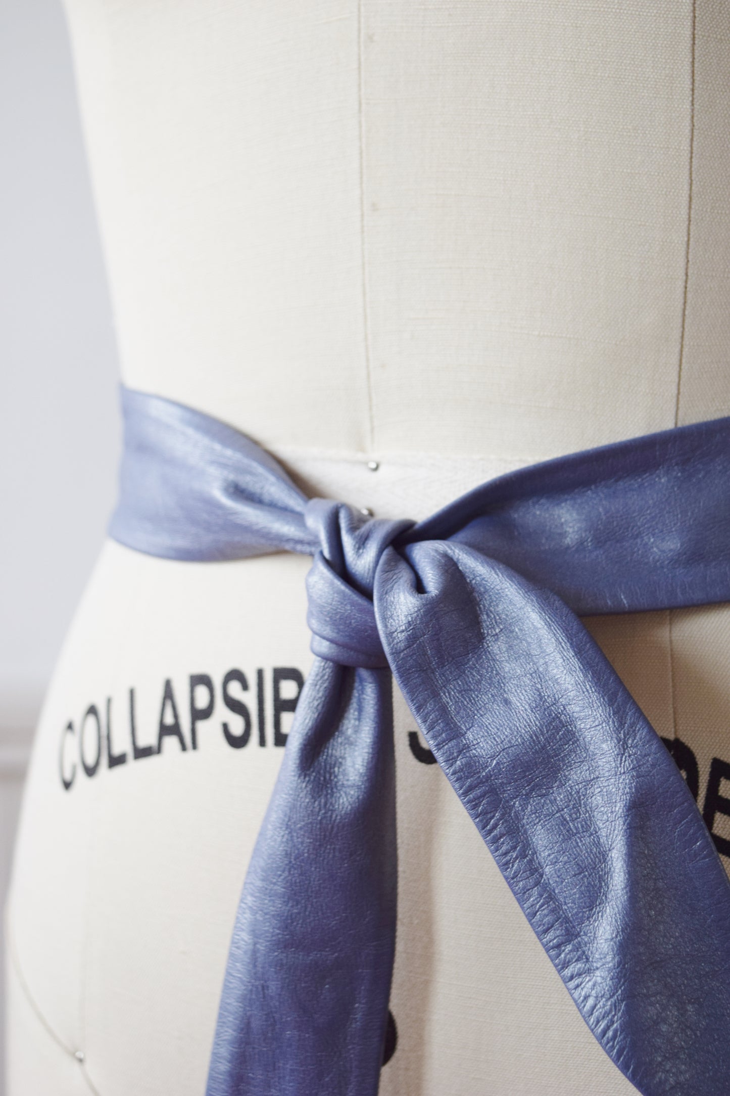 Metallic Lilac Leather Tie Belt |1980s