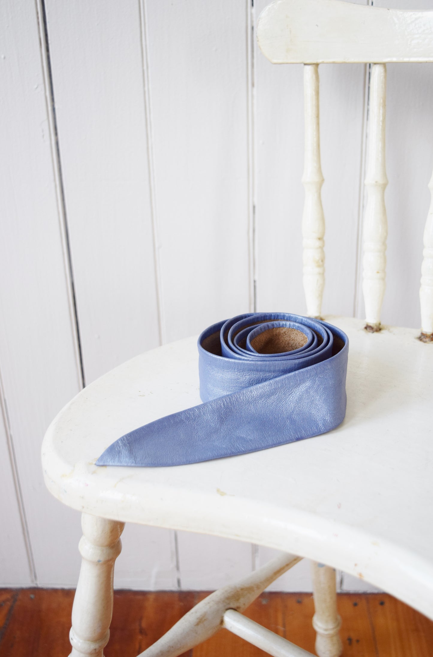 Metallic Lilac Leather Tie Belt |1980s