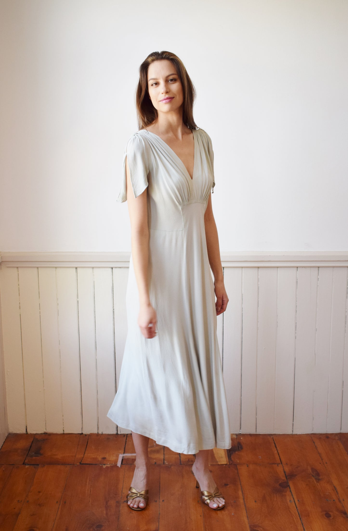 Late 1930s Dove Grey Rayon Dress | M