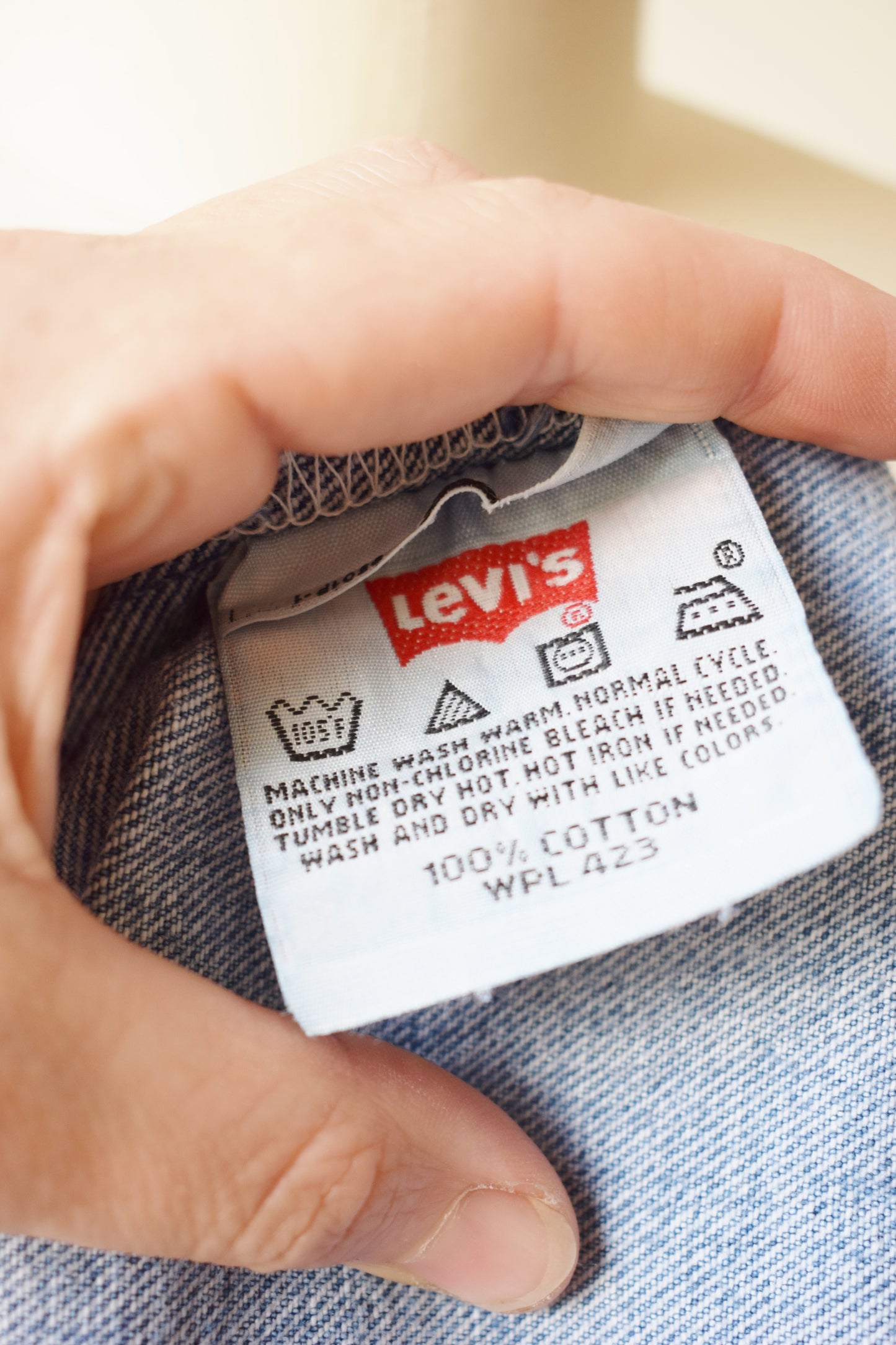 Vintage Levi 501s | Light Wash | 29" waist