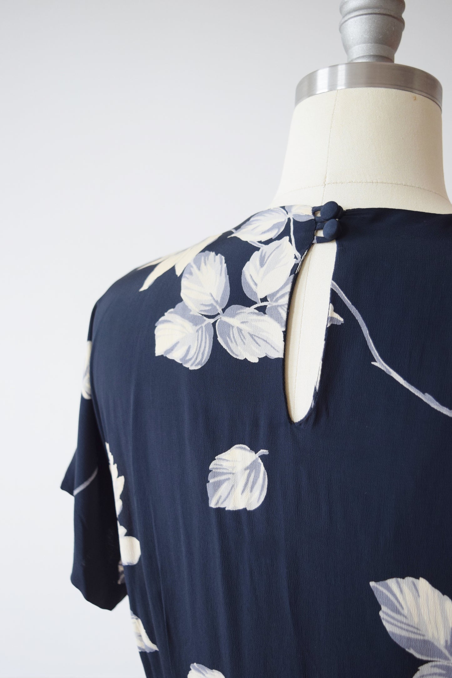 1940s Rose Print Rayon Peplum Blouse | M