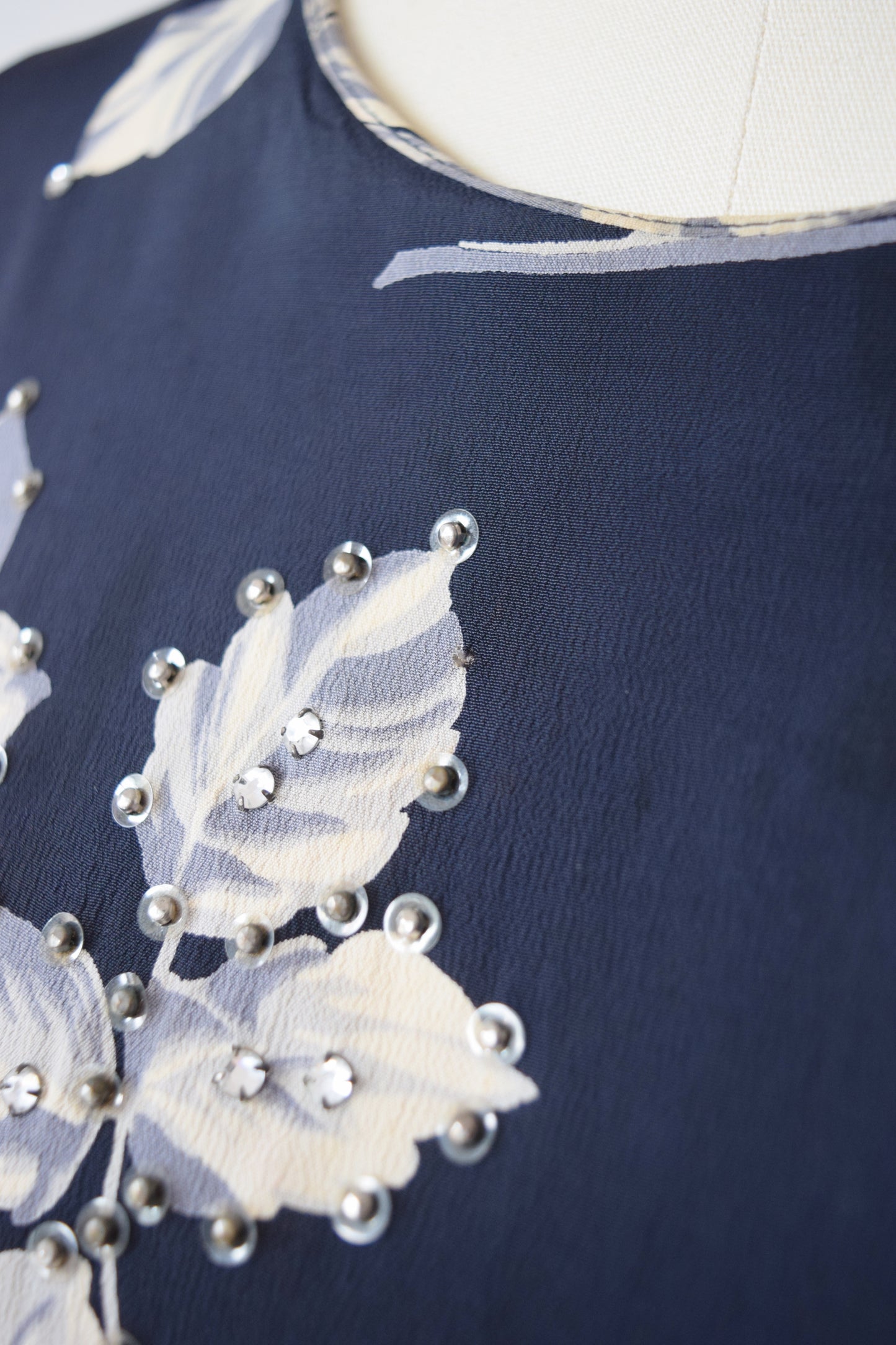 1940s Rose Print Rayon Peplum Blouse | M