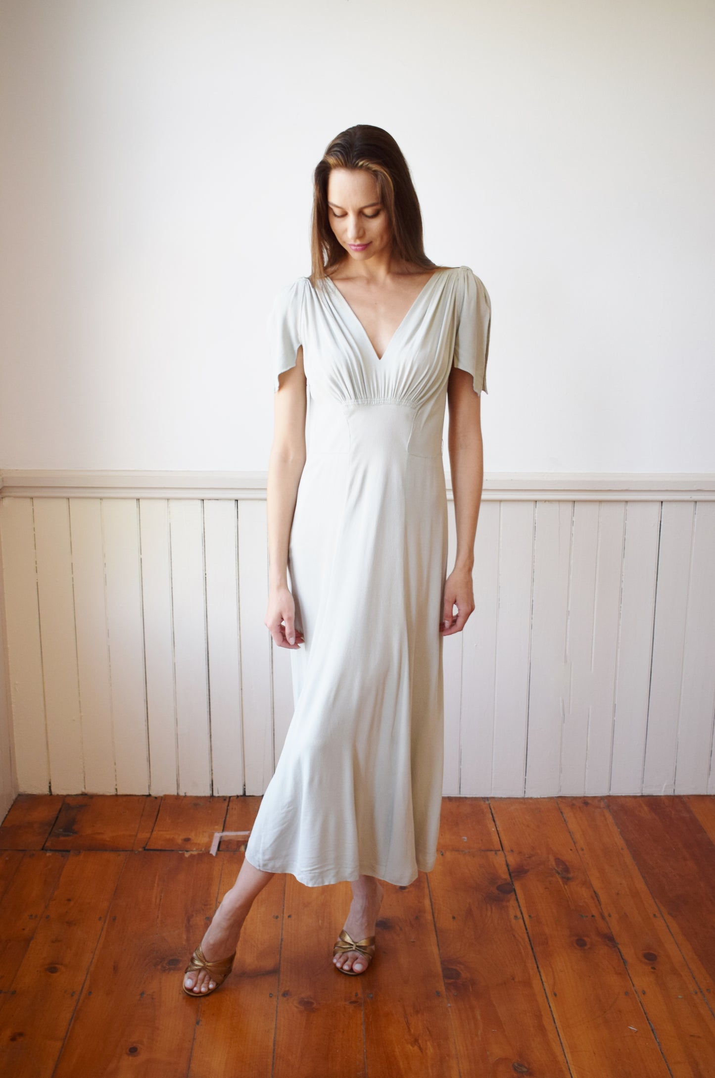 Late 1930s Dove Grey Rayon Dress | M