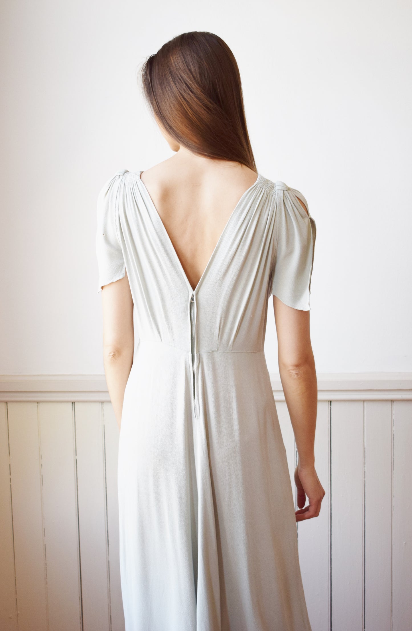 Late 1930s Dove Grey Rayon Dress | M