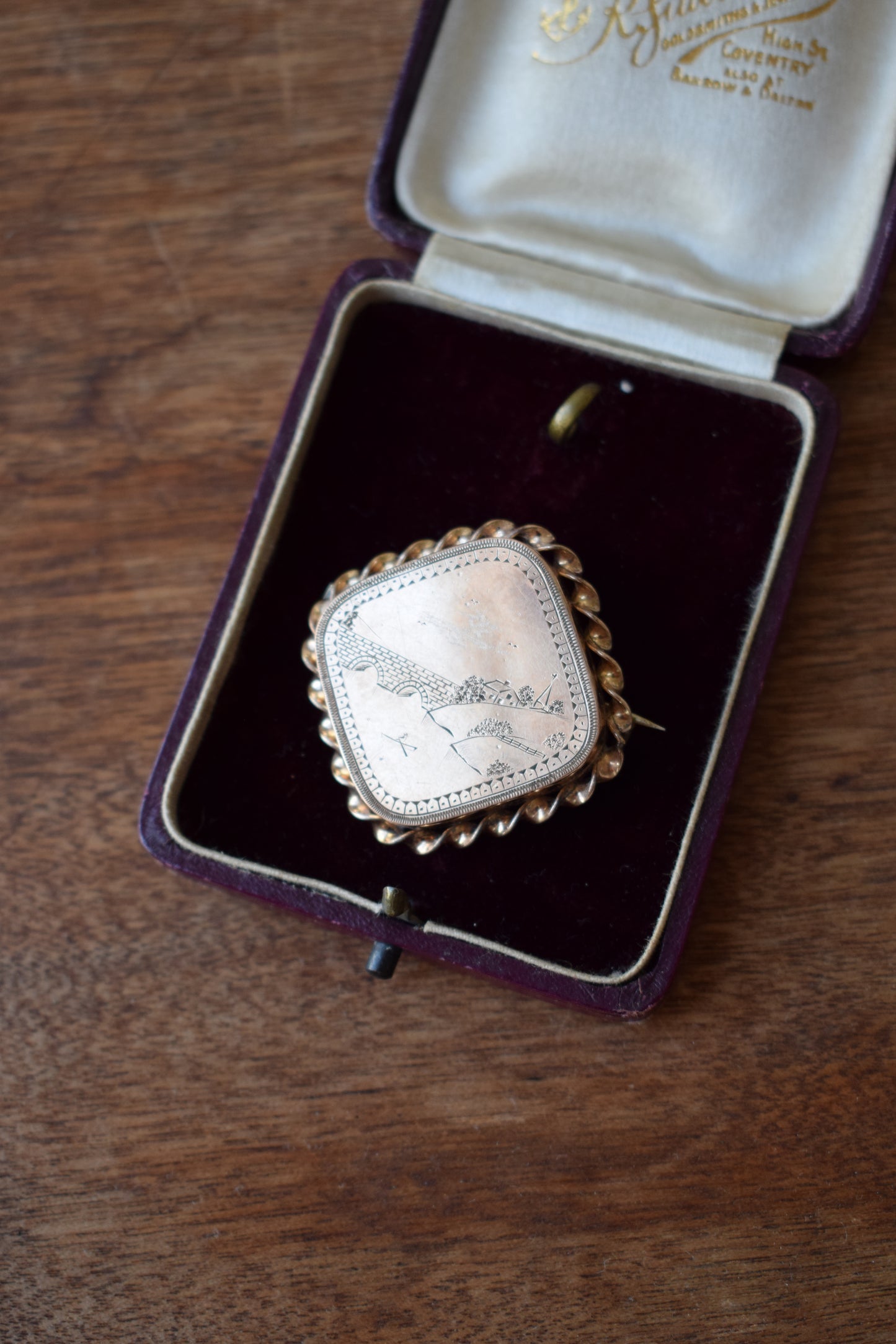 Antique Victorian Scenic Brooch