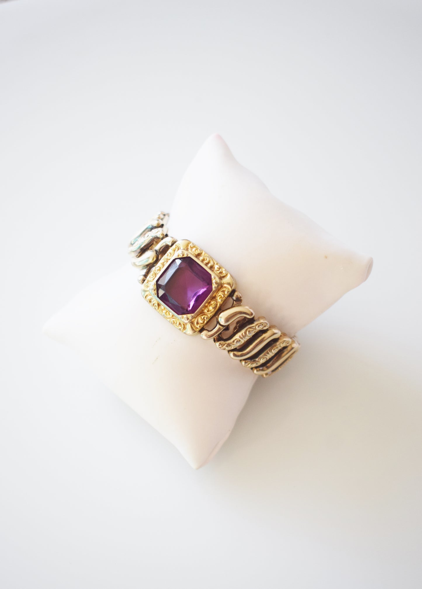1920s/30s Amethyst Gem Sweetheart Bracelet