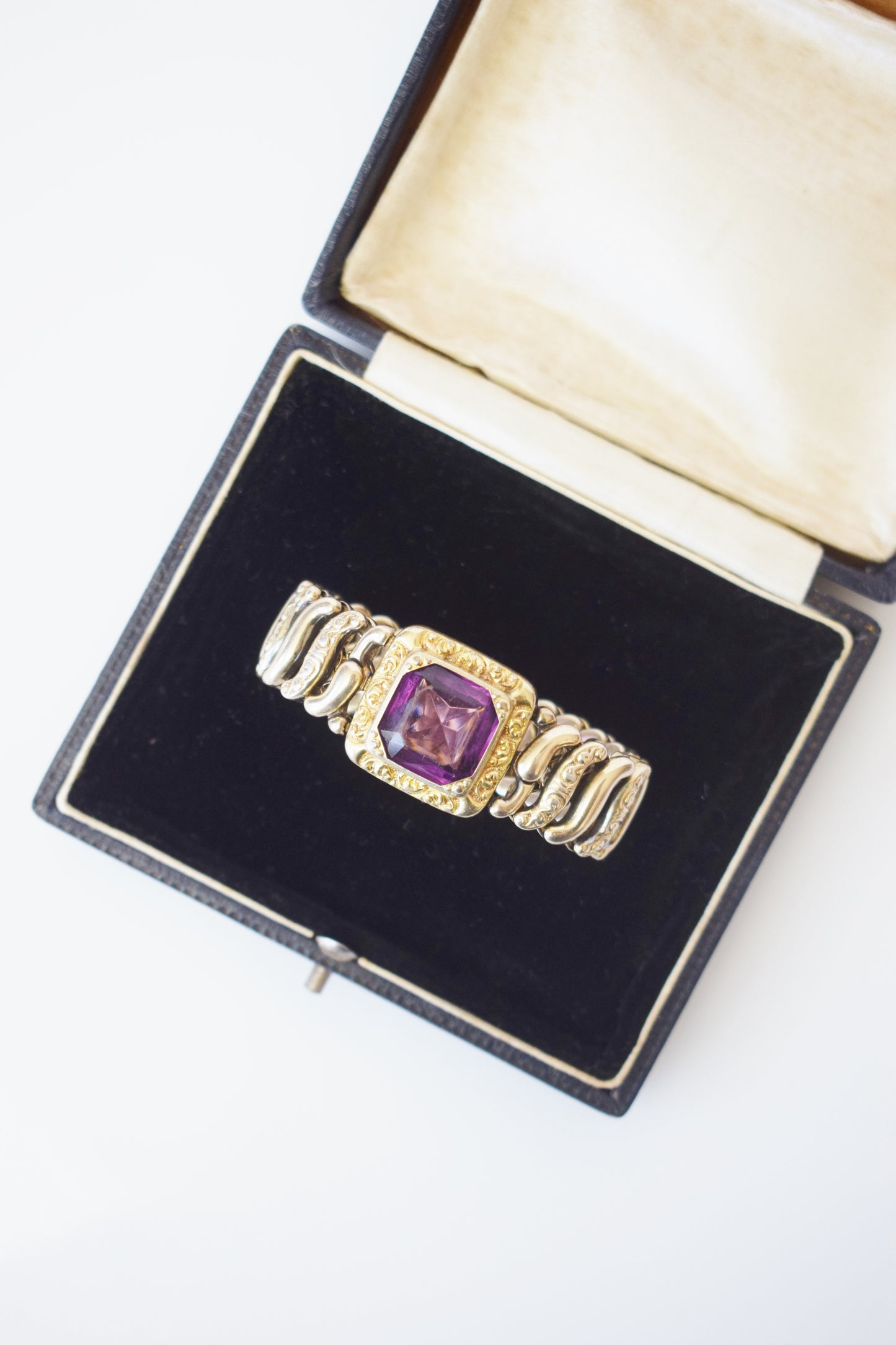 1920s/30s Amethyst Gem Sweetheart Bracelet