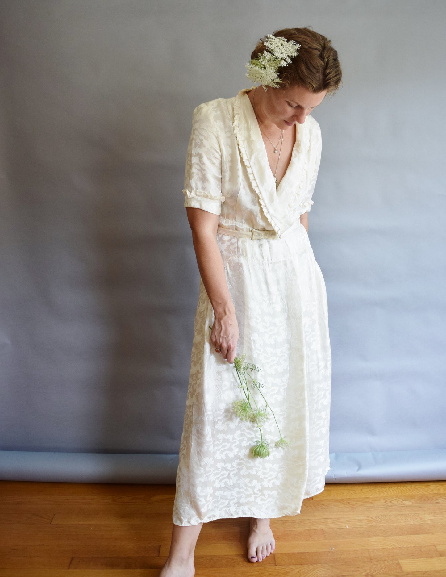 1940s Cream Satin Wrap Dress(ing Gown)