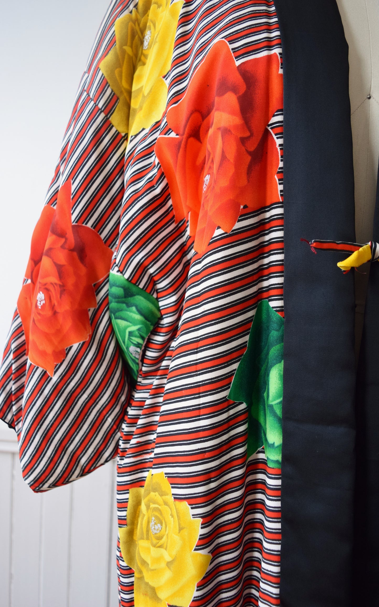 Pop Art Hanten | Quilted Japanese Wrapper / Jacket | L-OS