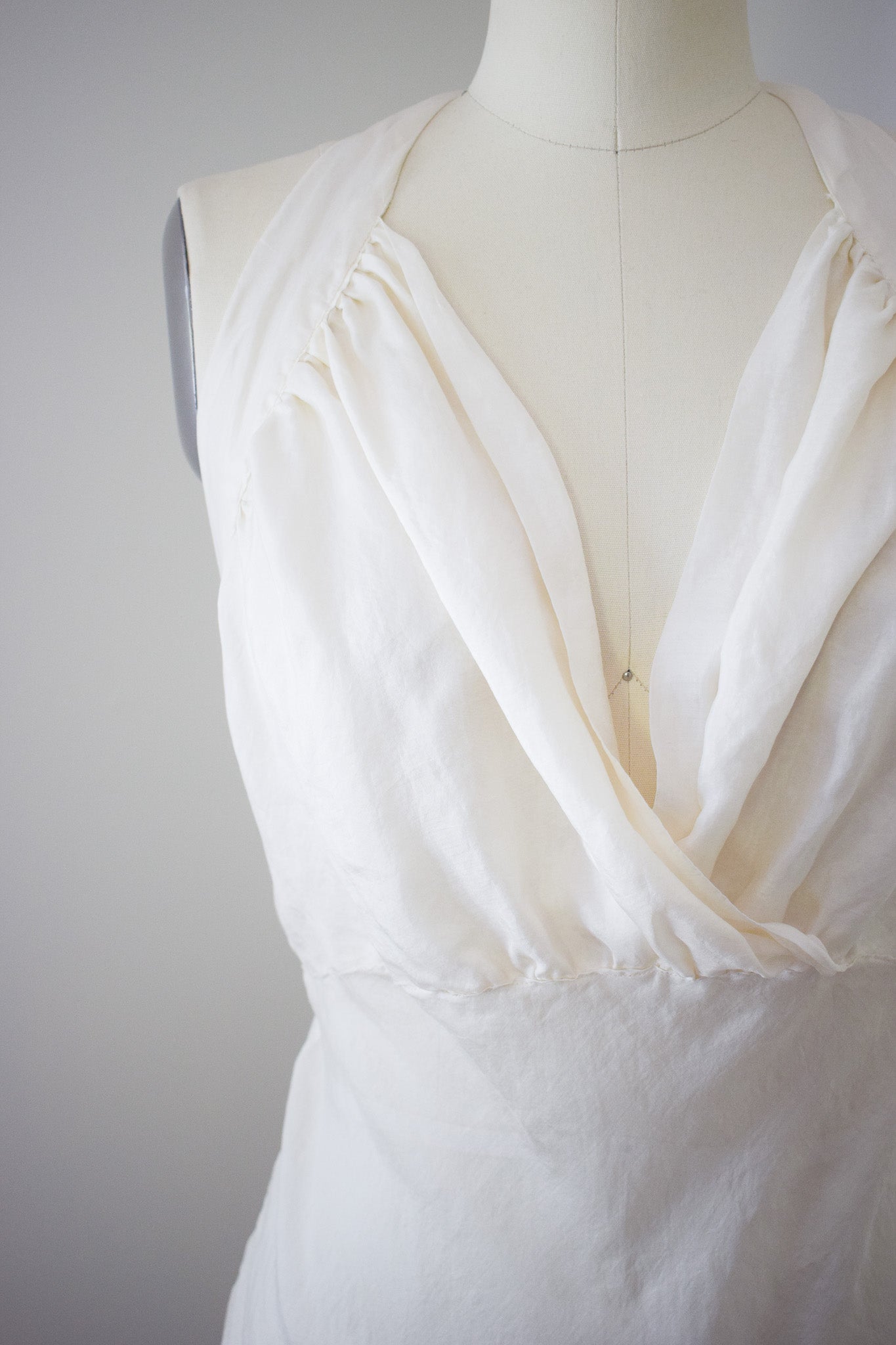 1930s Cream Silk Slip Dress | L