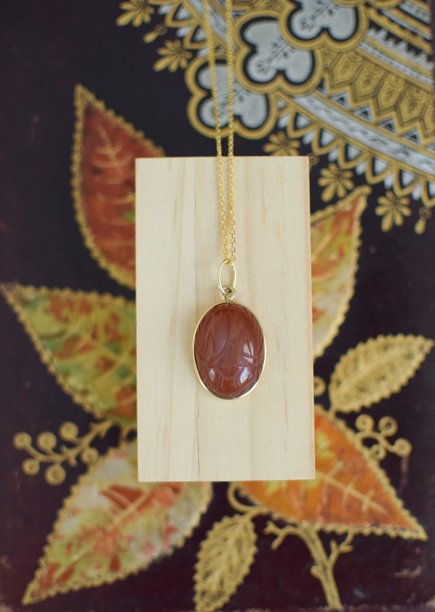 Vintage 14 kt Gold and Carnelian Scarab Pendant Necklace