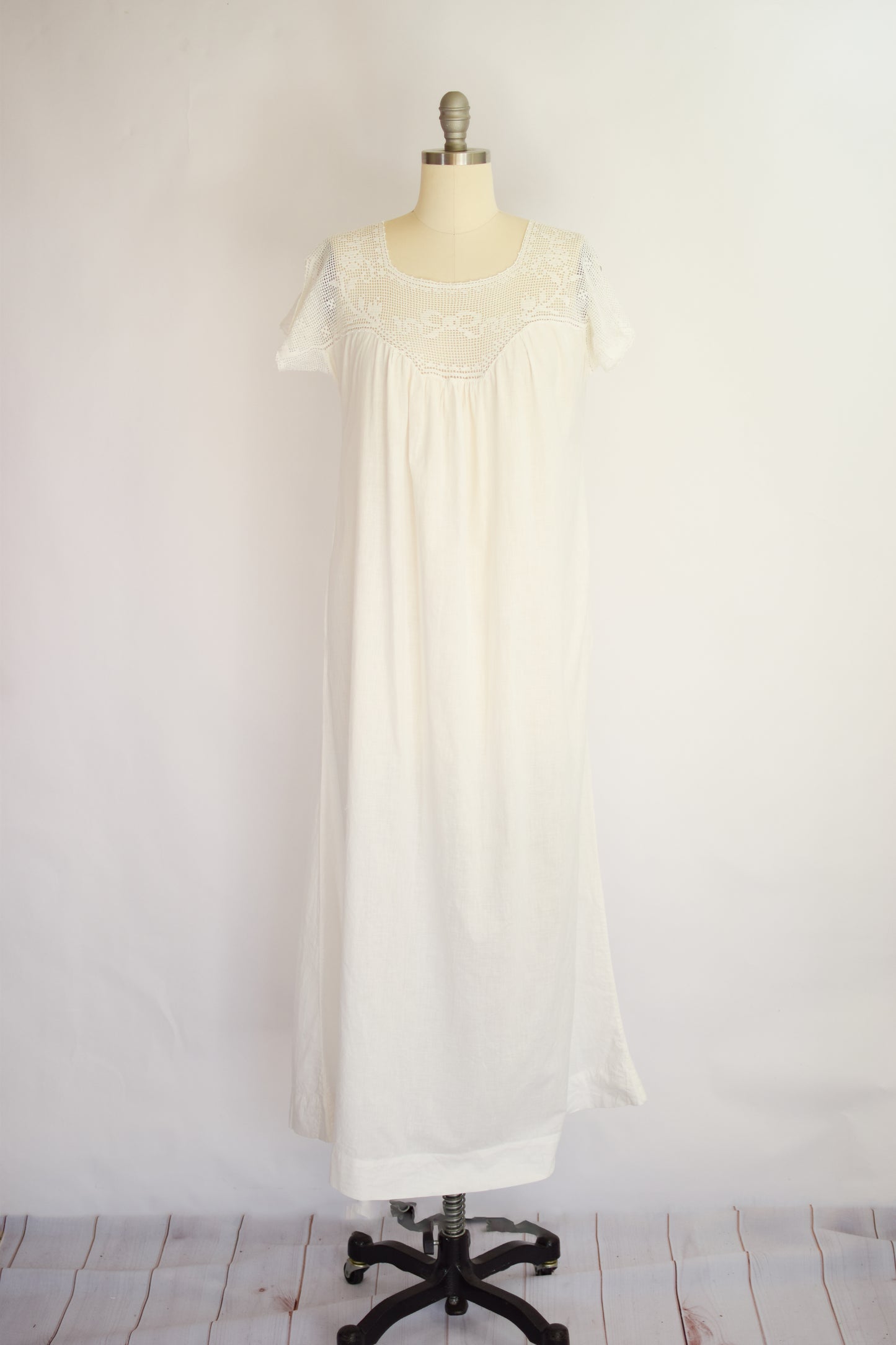 Antique Cotton Nightgown | S-M